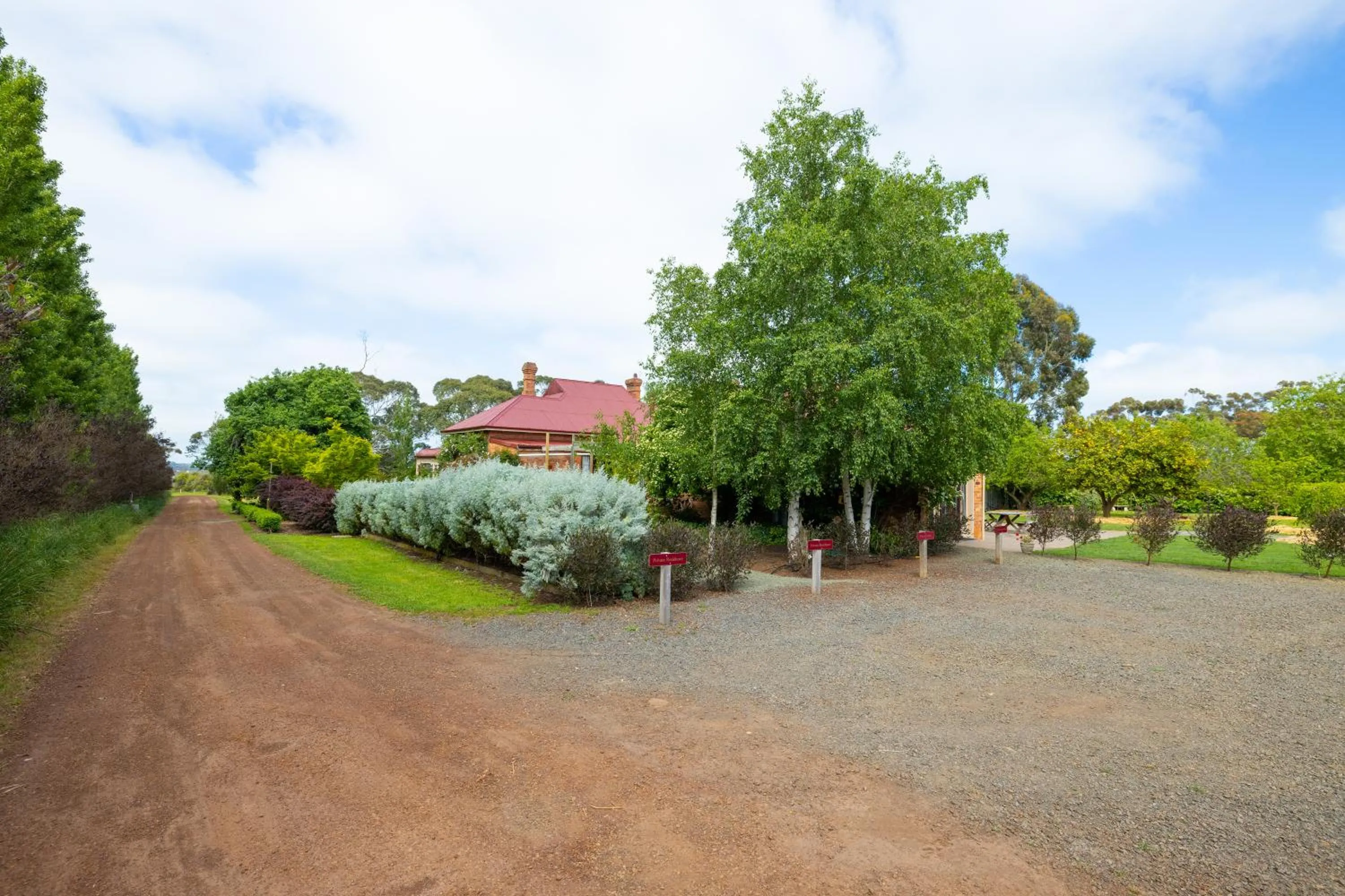 Property building in Pierrepoint Accommodation