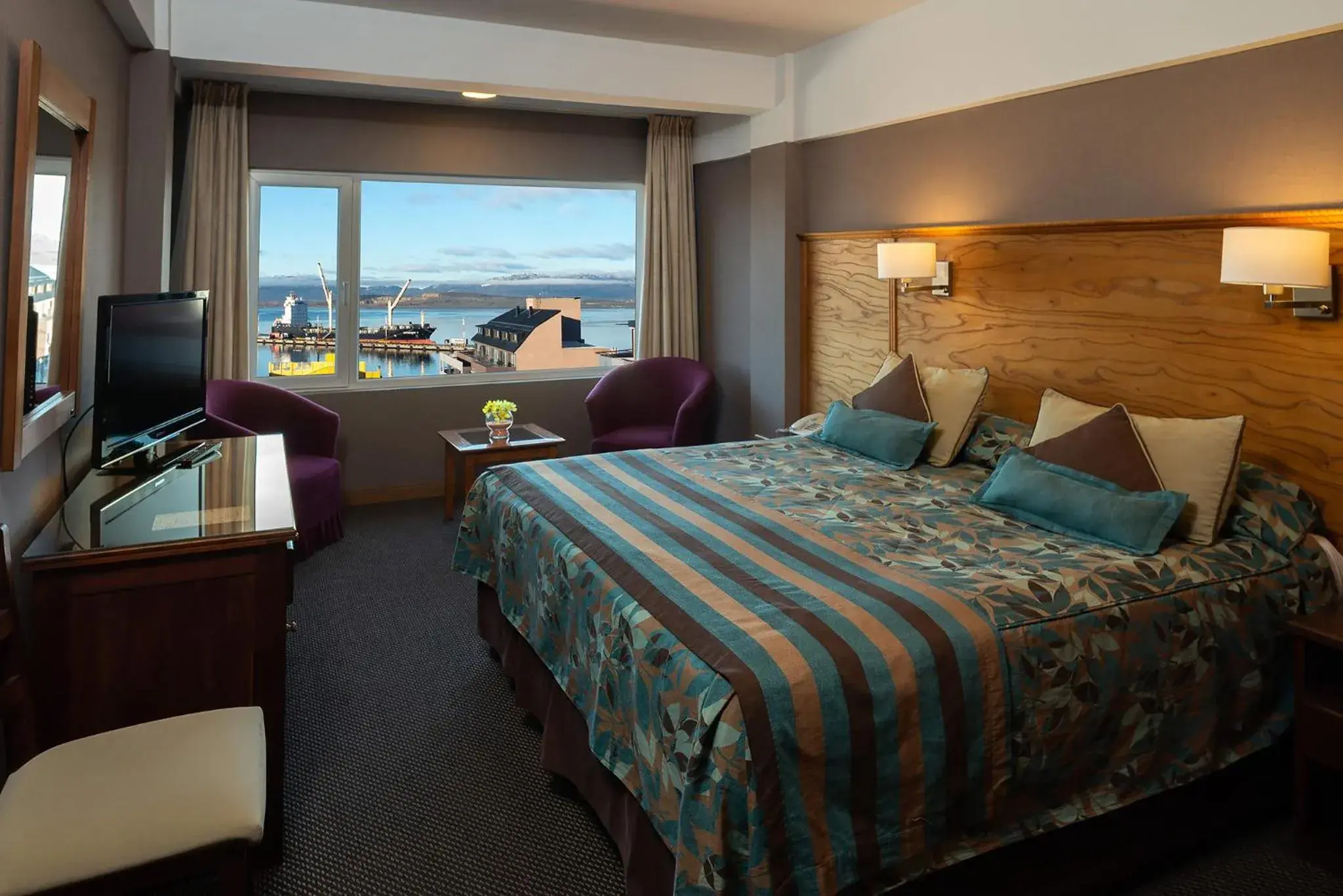 Triple Room in Hotel Tierra del Fuego Triple Room in Hotel Tierra del Fuego