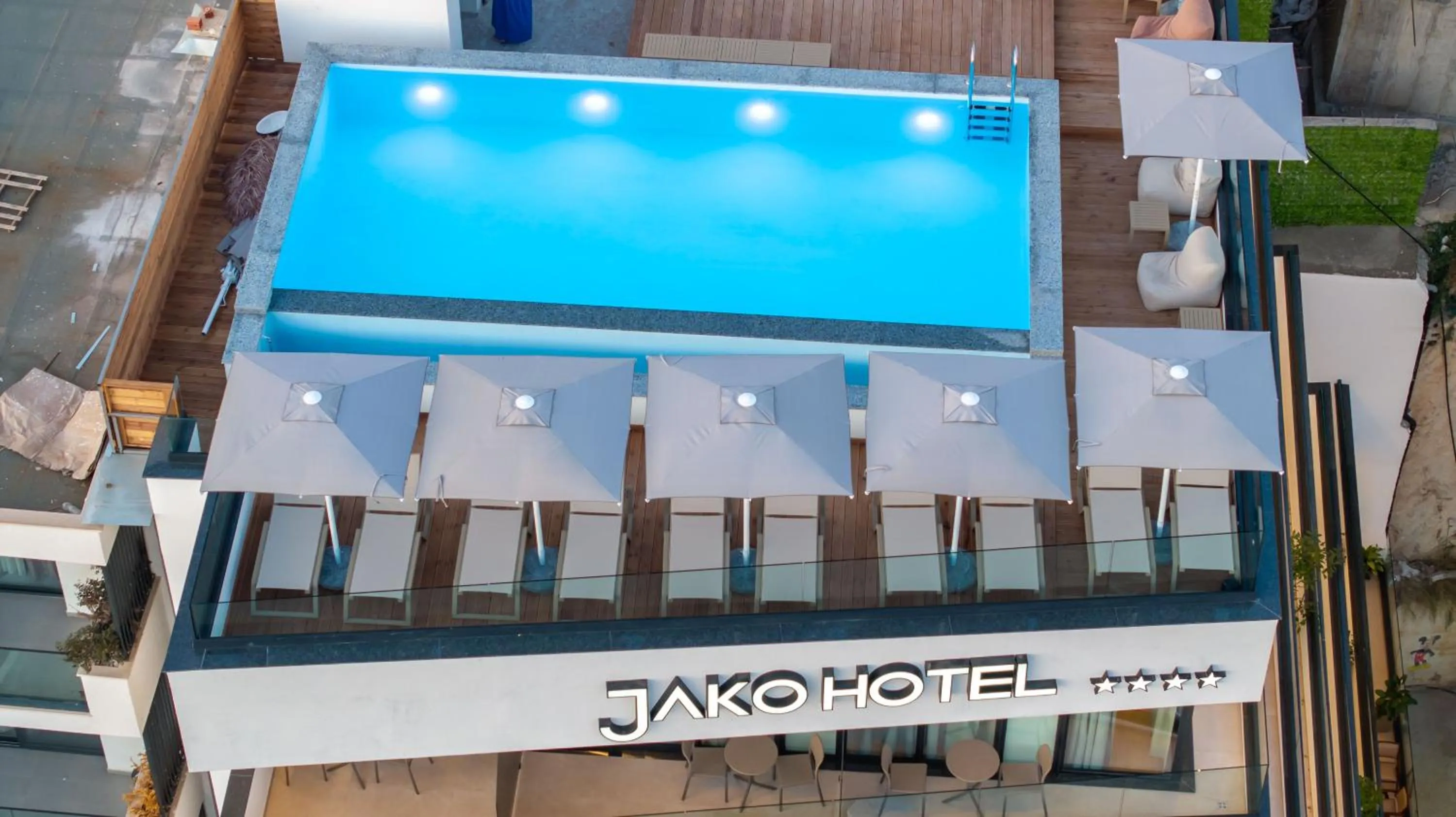 Balcony/Terrace in Jako Premium Hotel