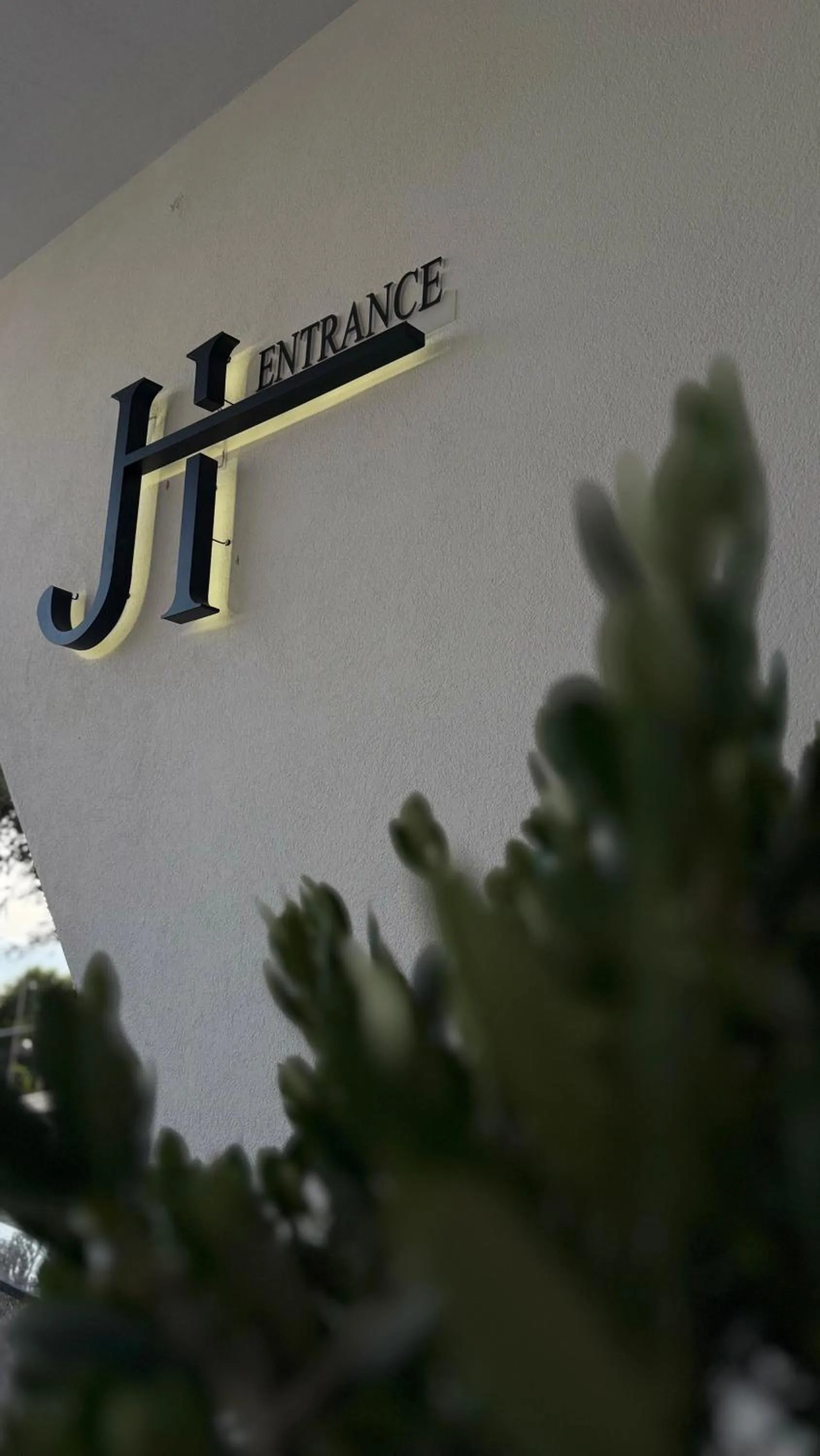 Facade/entrance in Jako Premium Hotel