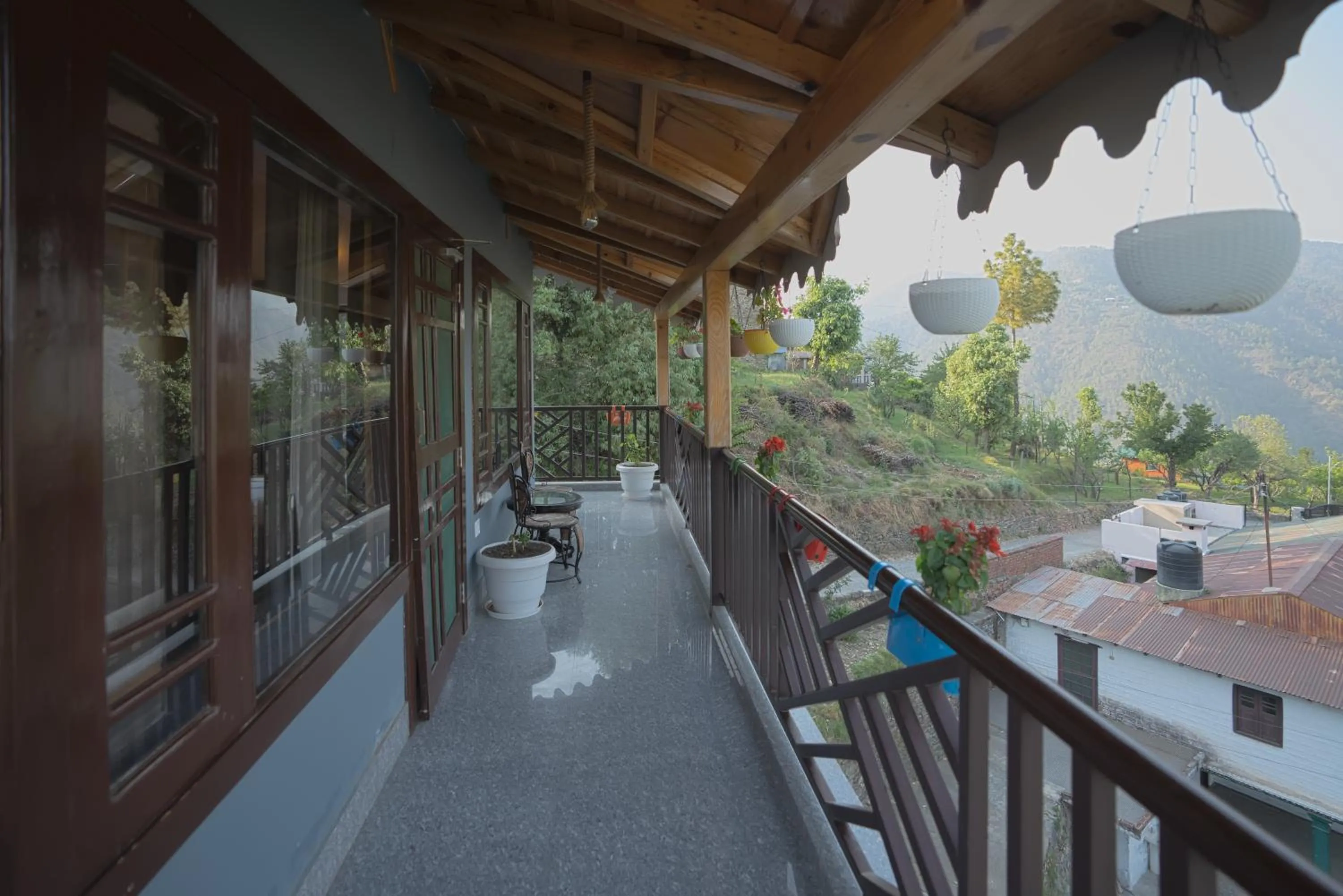 Day in Happy Himalayan Homes