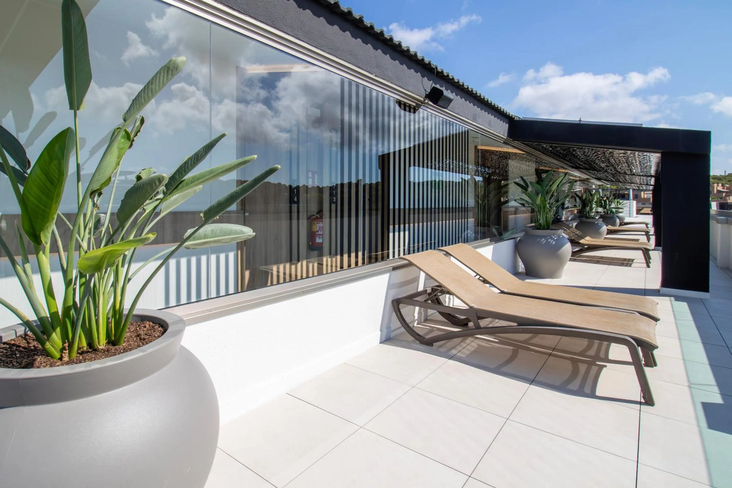 Swimming pool in Golden Port Salou & Spa