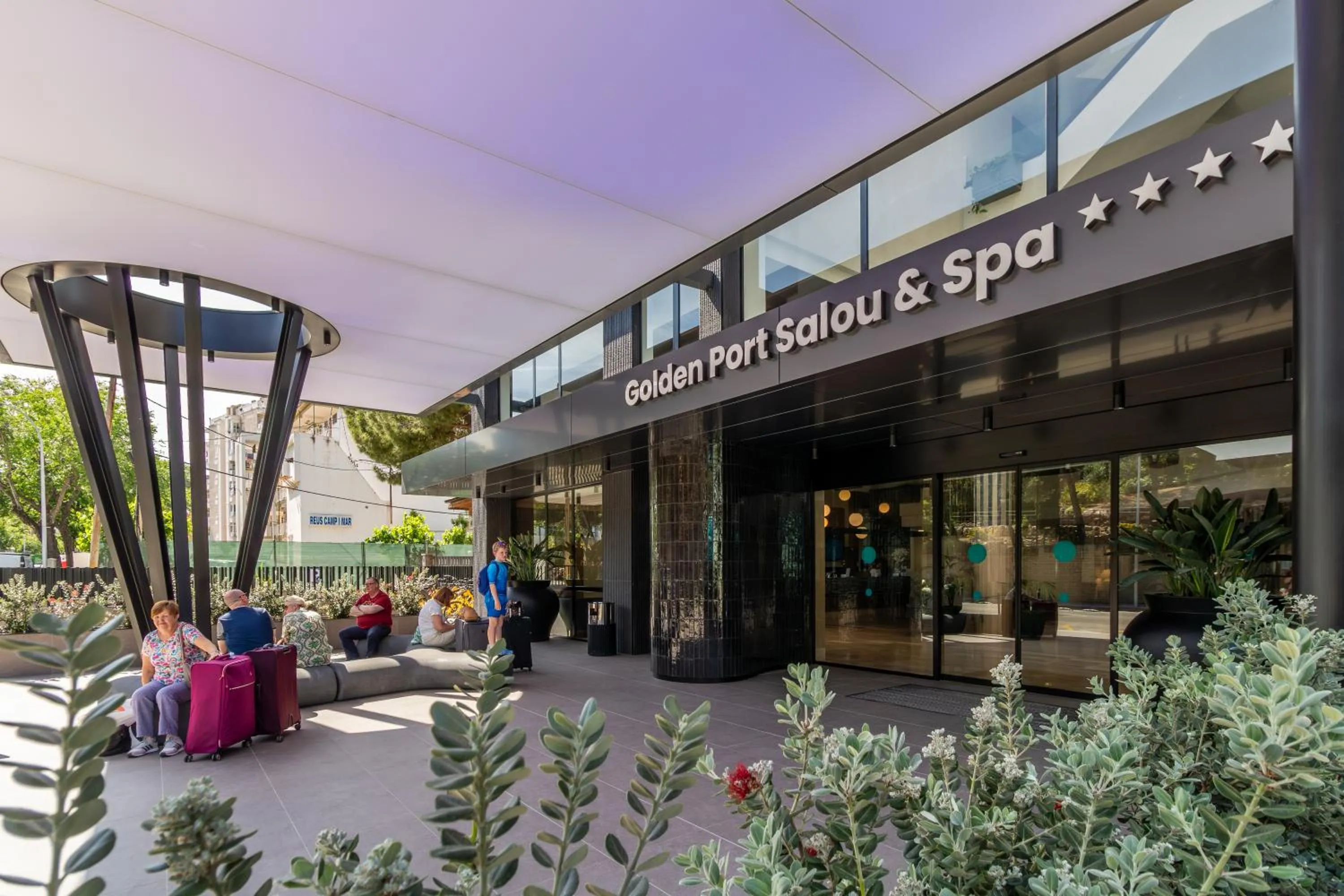 Property building in Golden Port Salou & Spa