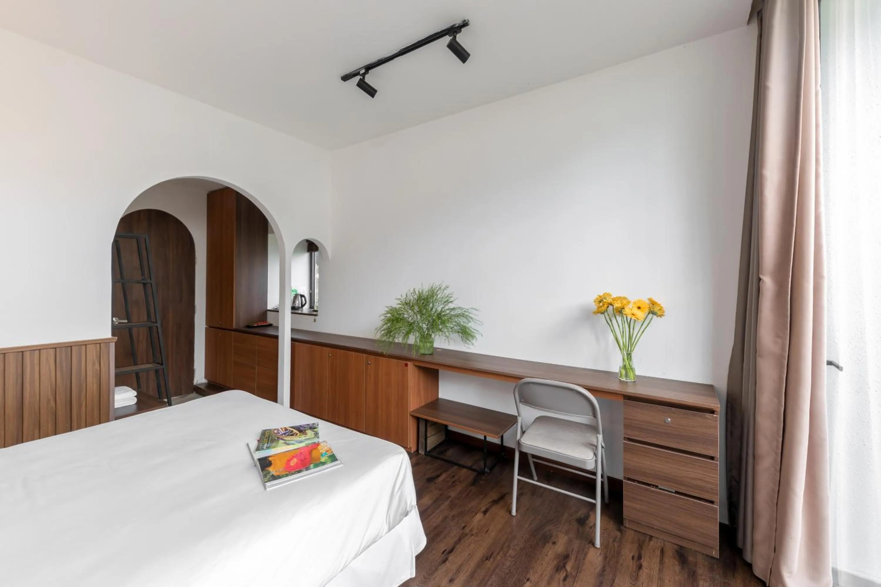 Photo of the whole room, Bed in D'Mai Xanh Boutique Hotel Da Lat