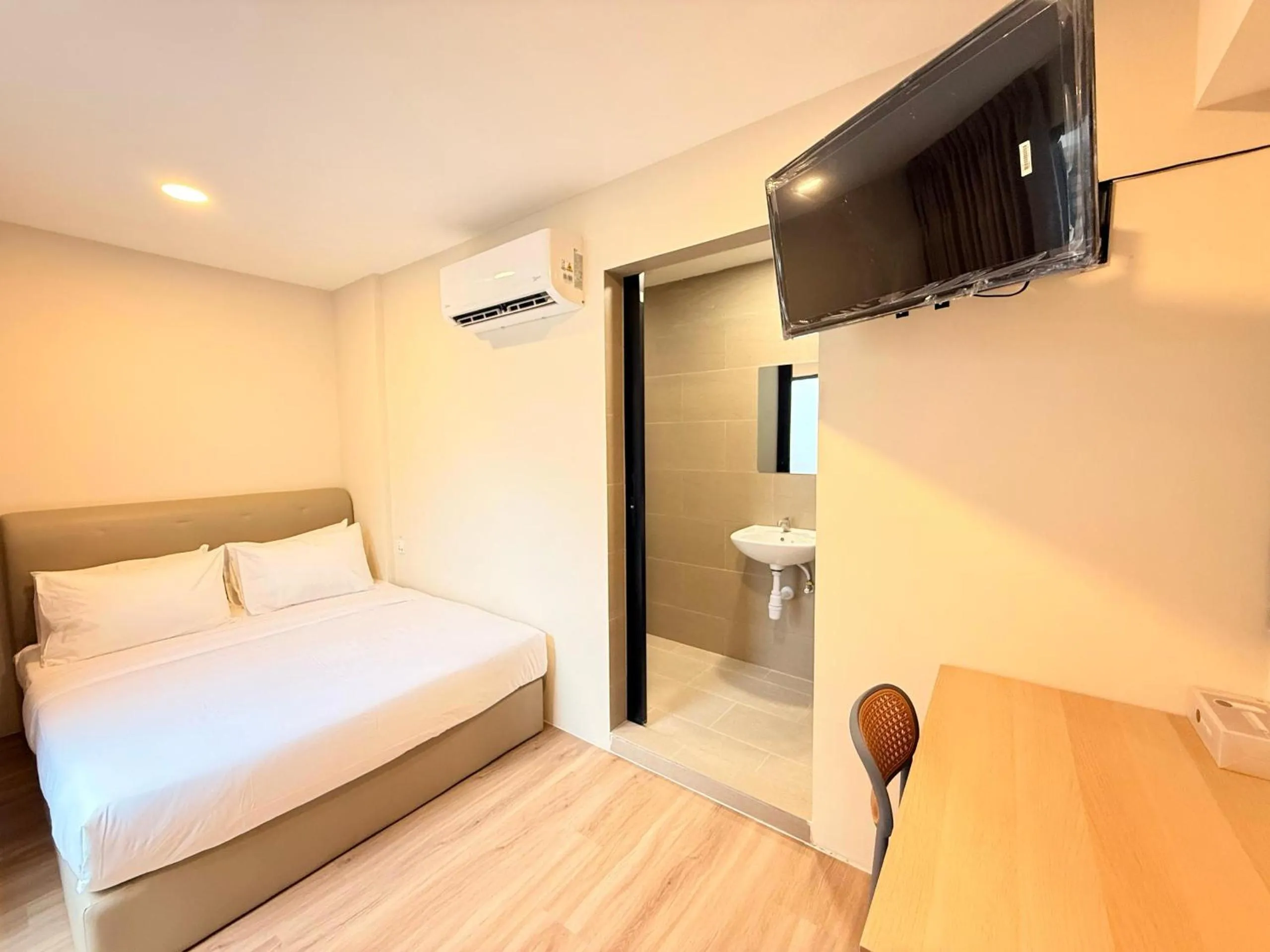 Bed in TwinTree Kelawai