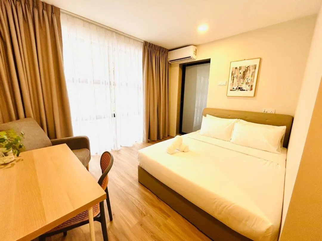 Bed in TwinTree Kelawai