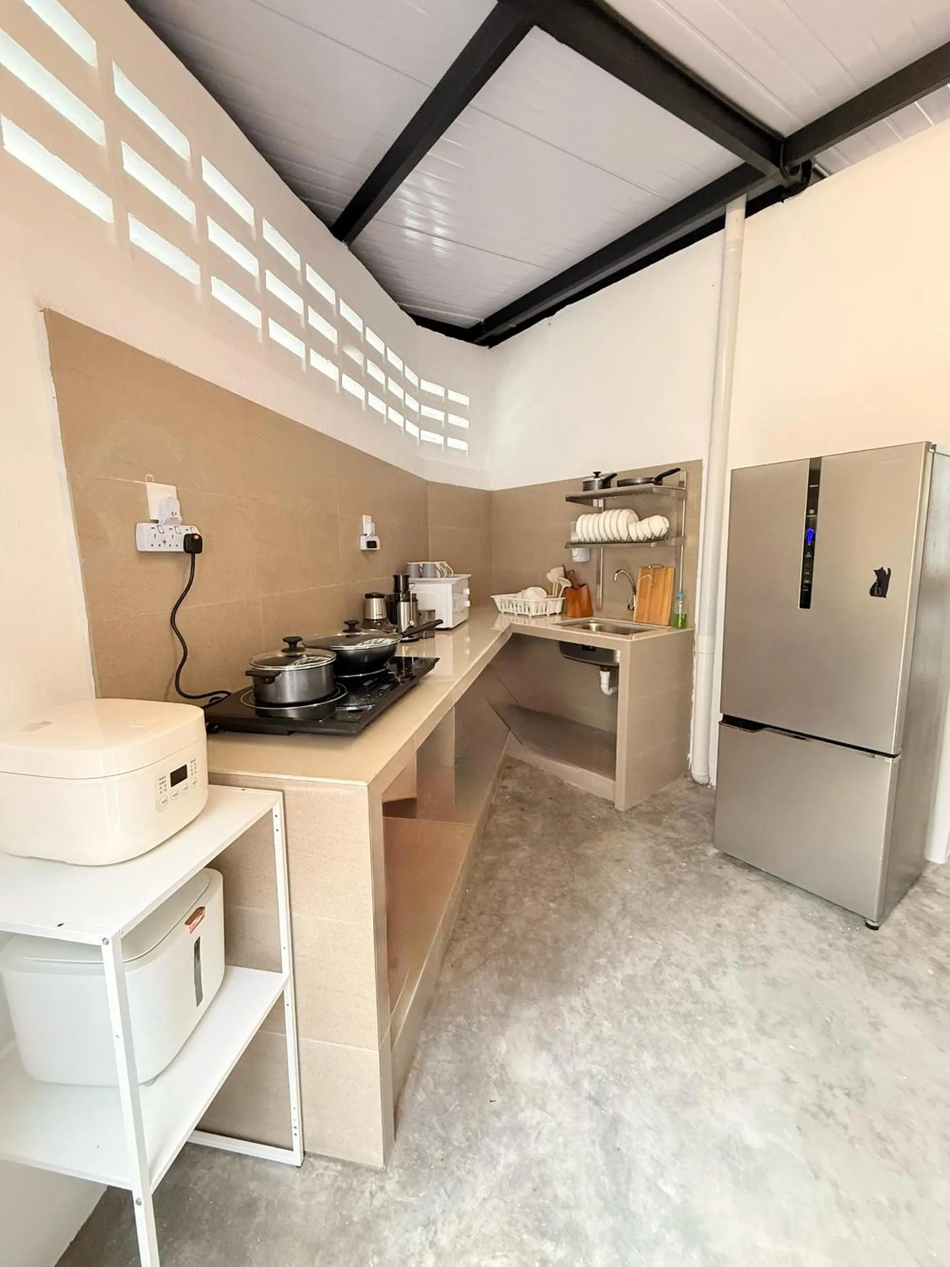Kitchen or kitchenette in TwinTree Kelawai