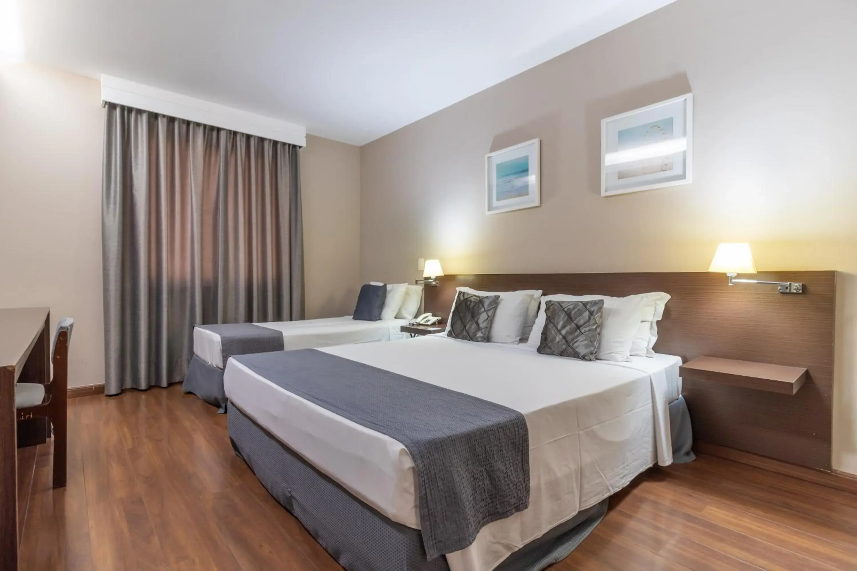 Standard Triple Room in Gran Villagio Hotel SP by Castelo Itaipava Standard Triple Room in Gran Villagio Hotel SP by Castelo Itaipava