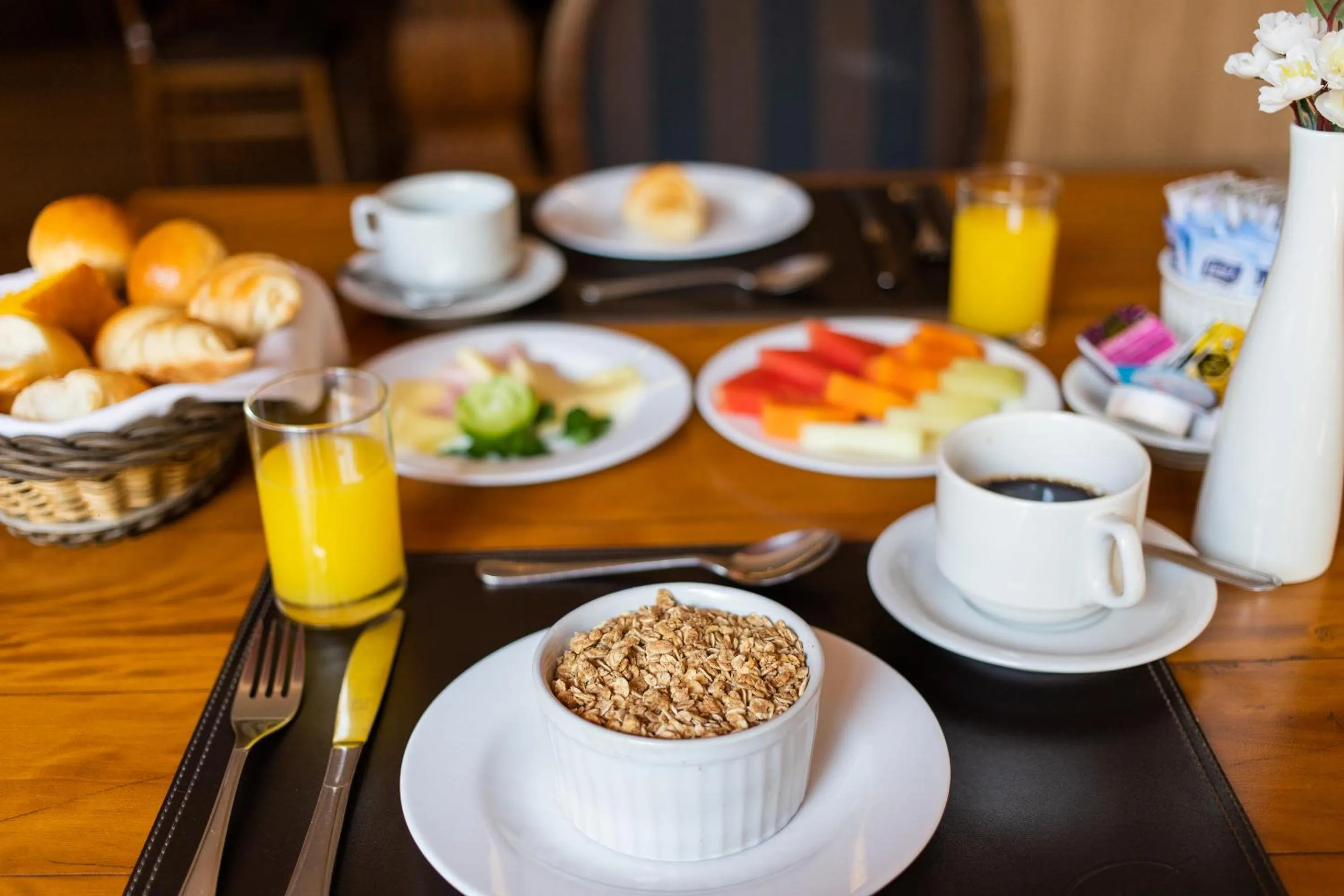 Buffet breakfast in Gran Villagio Hotel SP by Castelo Itaipava