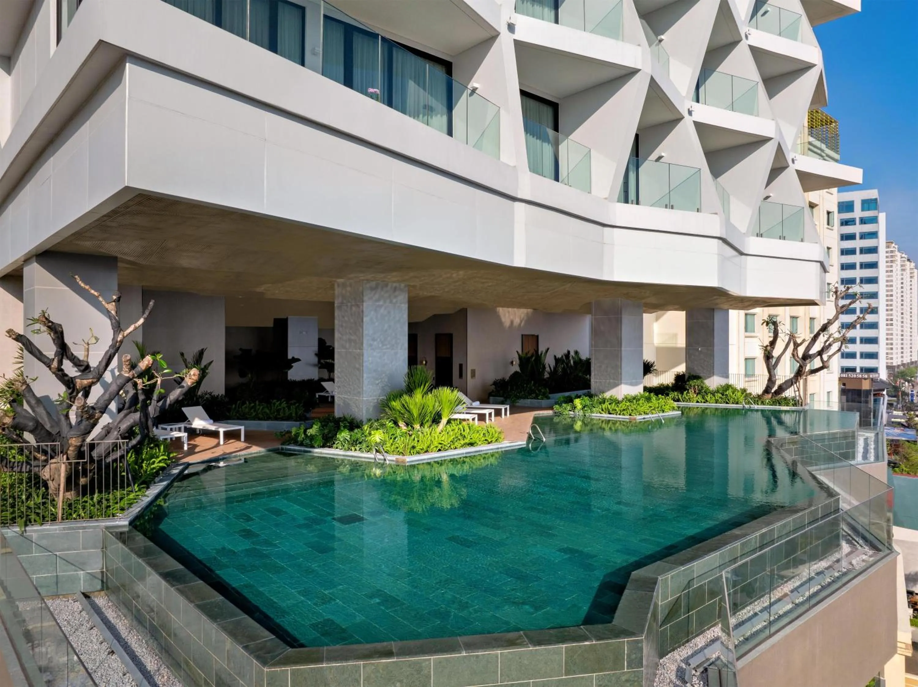 Swimming pool in Hyatt Place Ha Long Bay, Bai Chay