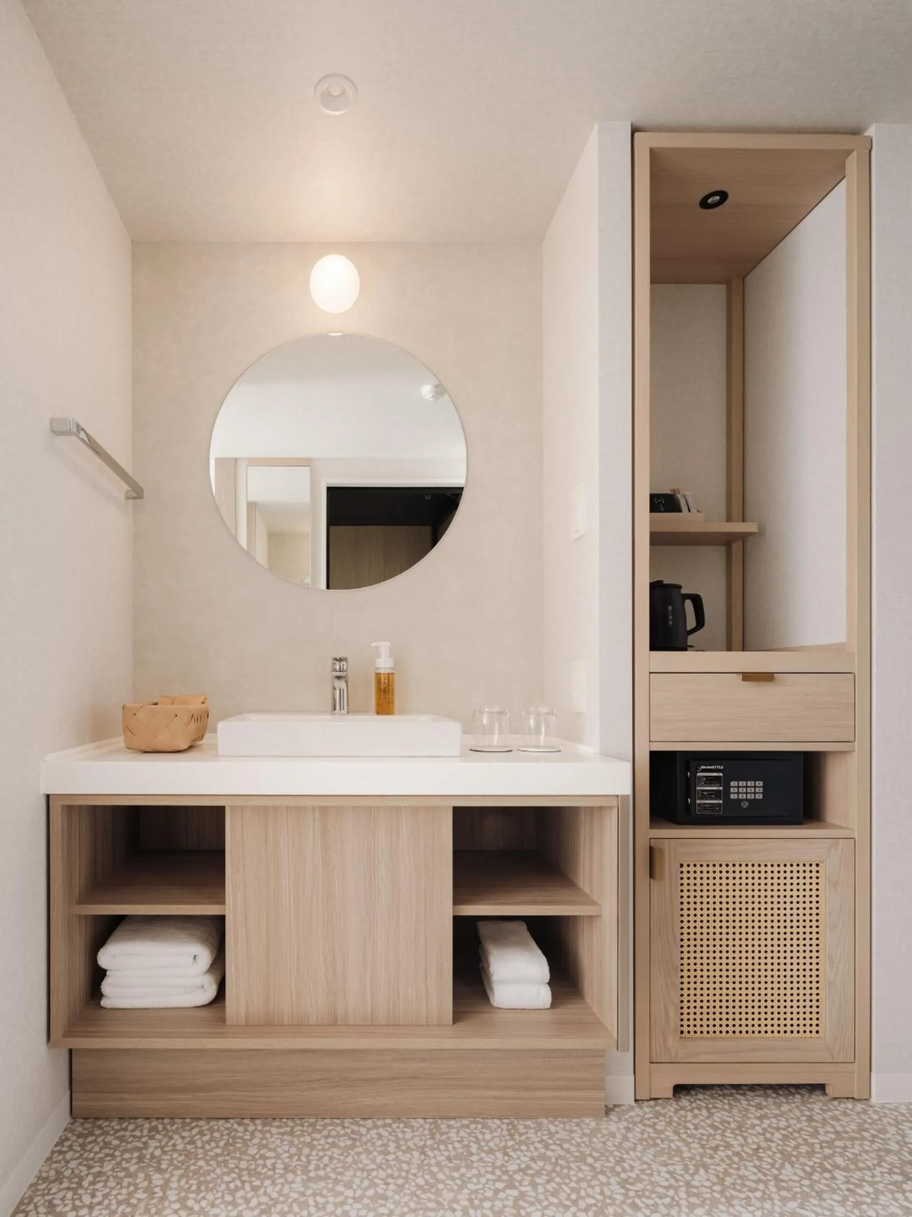 Photo of the whole room in THE NEST Naha