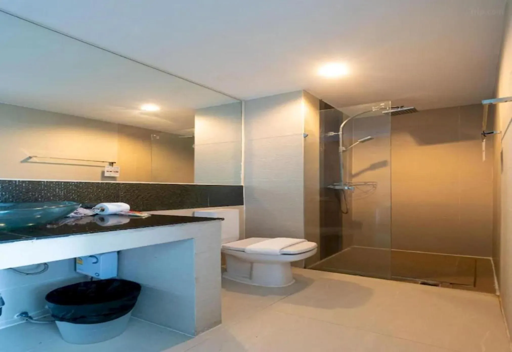 Hot Tub in The Regizt Jomtien Pattaya