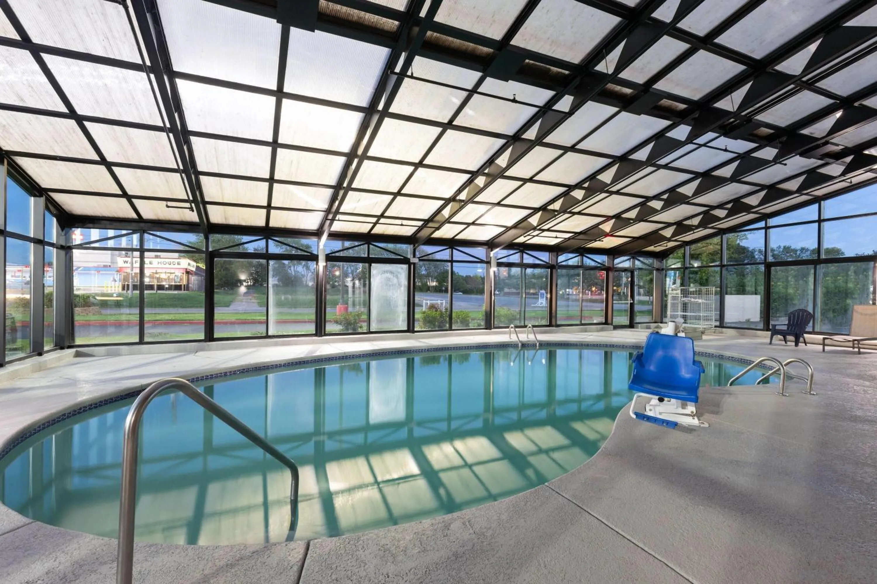 Swimming pool in Hawthorn Extended Stay by Wyndham Springdale