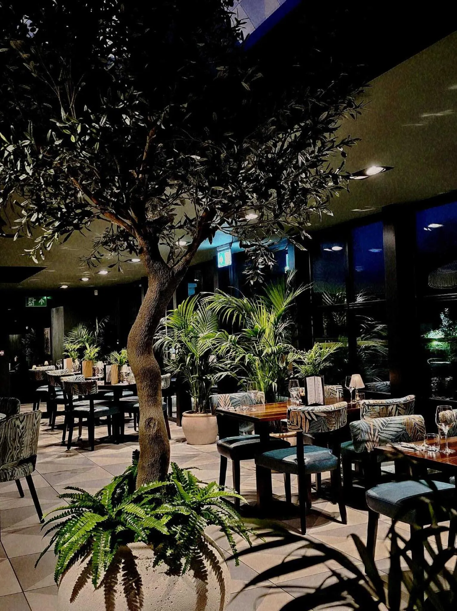 Dining area in The Sutherland