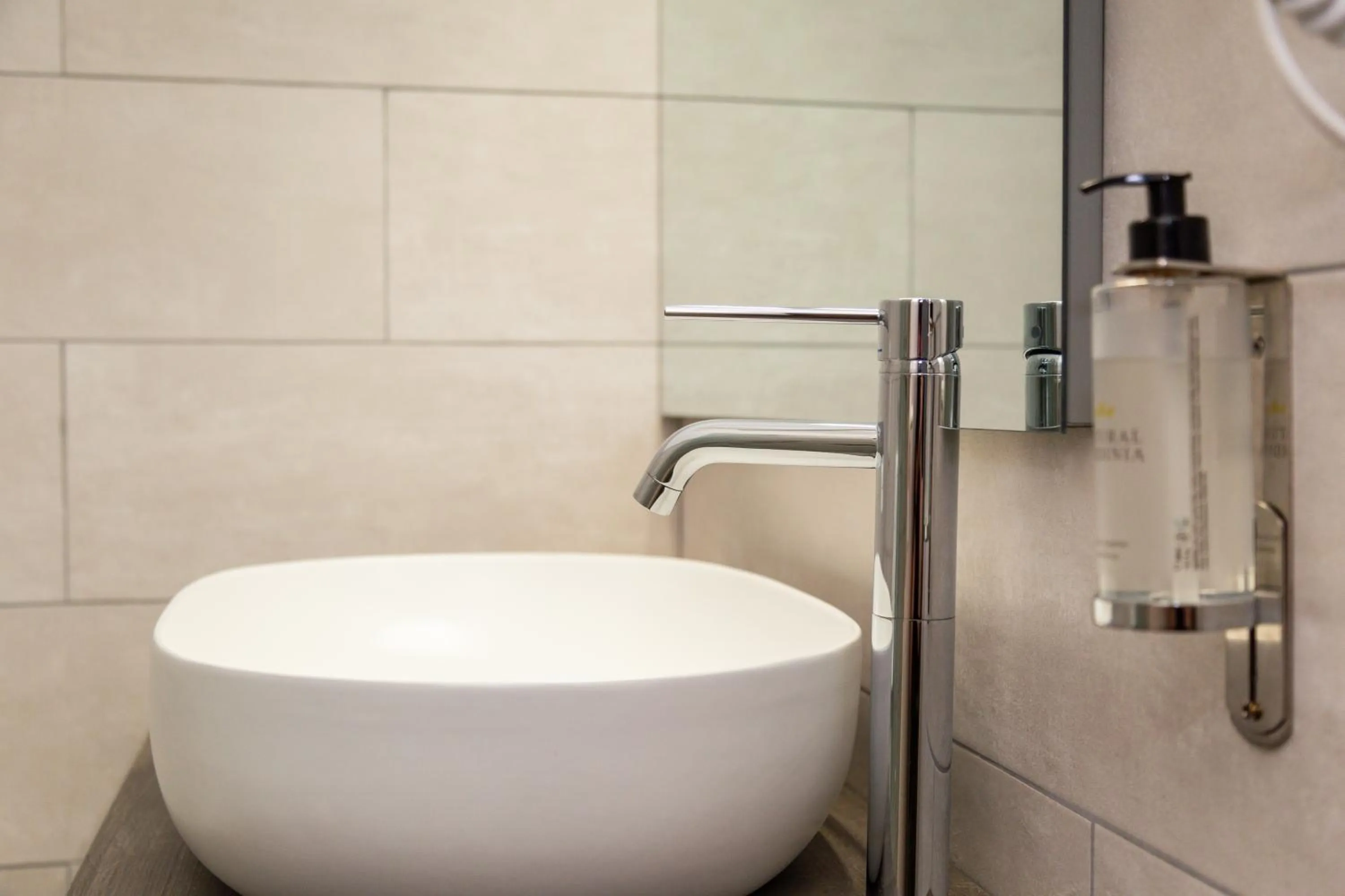 Bathroom in Hotel Marinaro