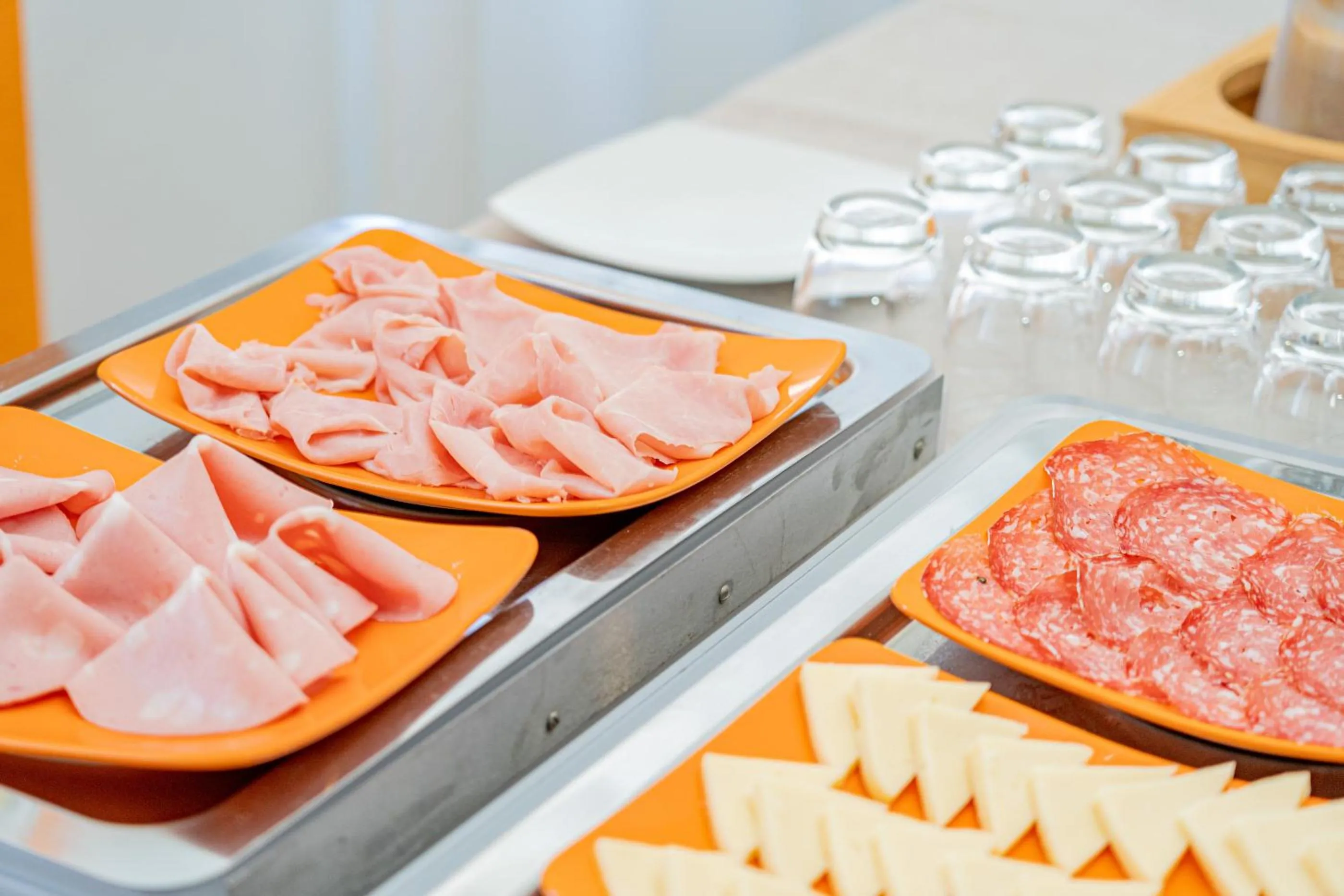 Buffet breakfast in Hotel Marinaro