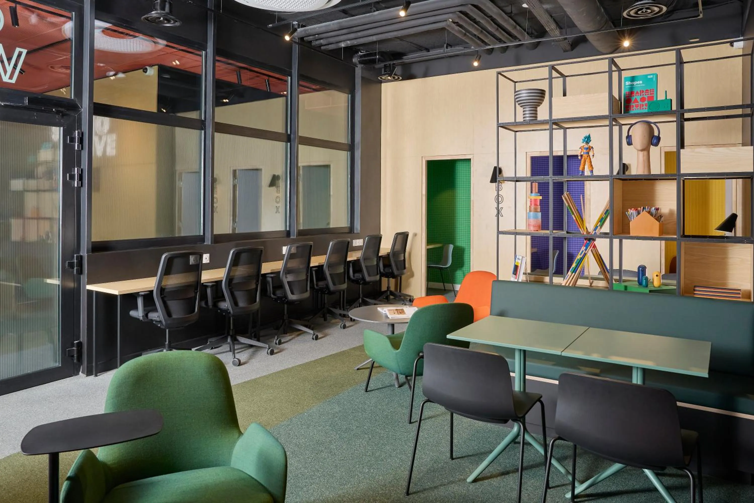 Business facilities in Hife Vélizy