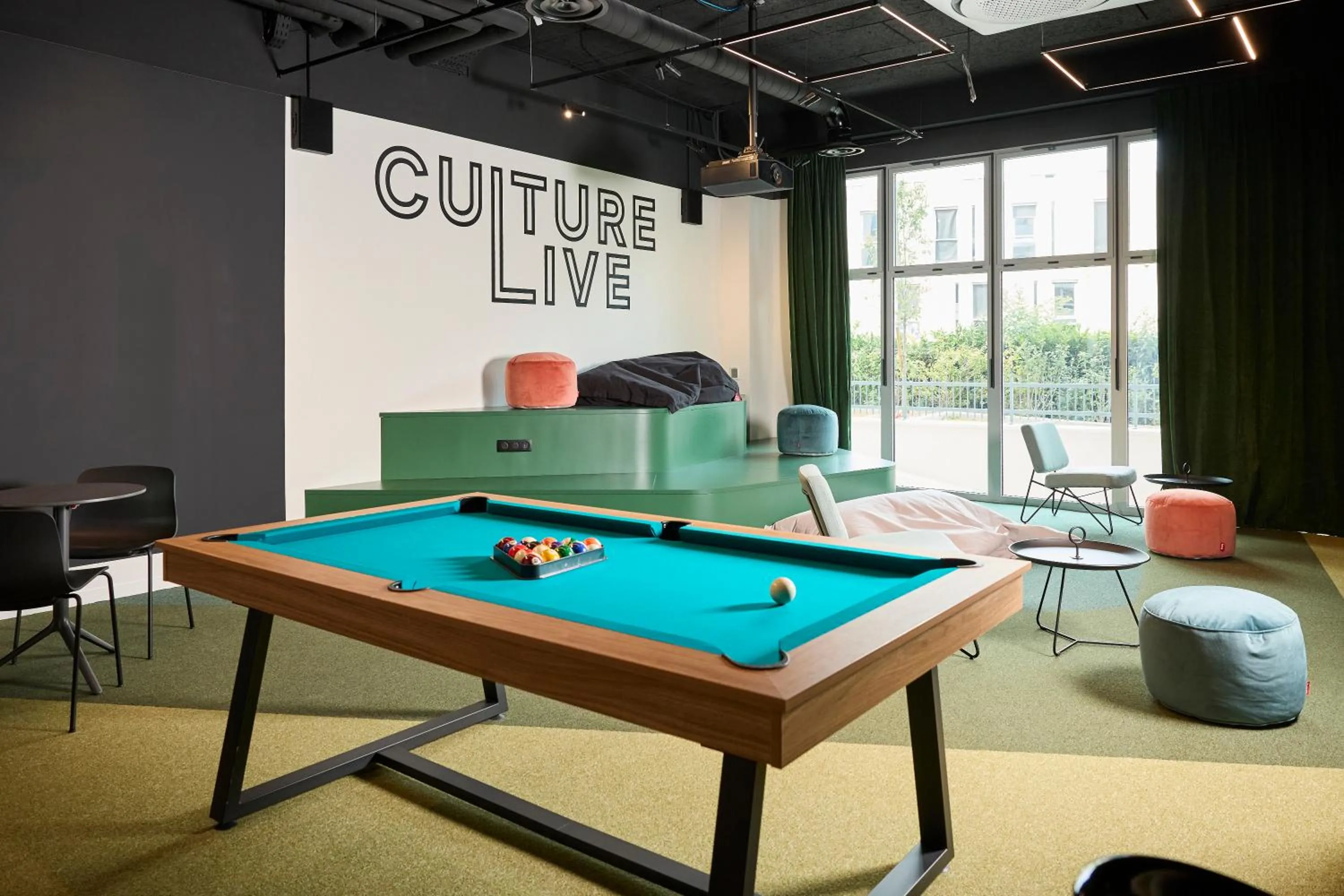 Game Room in Hife Vélizy