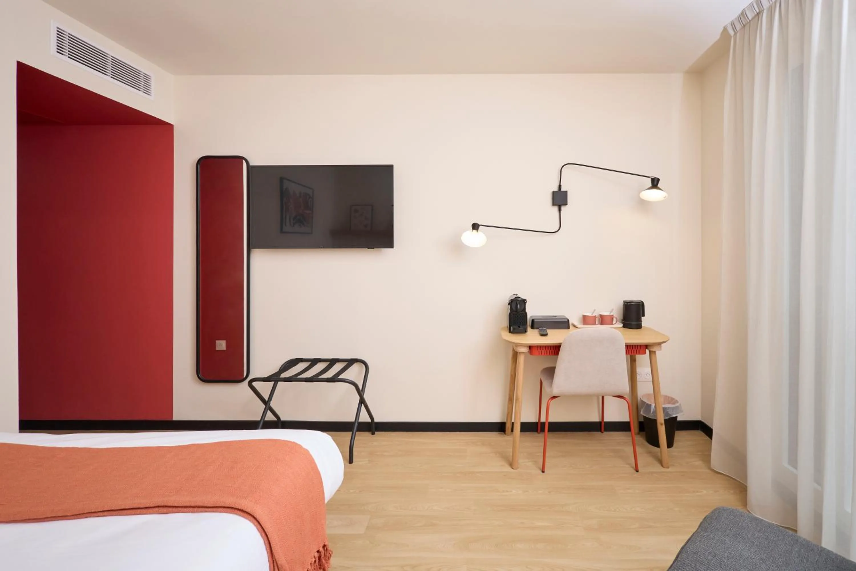 Bedroom, Bed in Hife Bordeaux