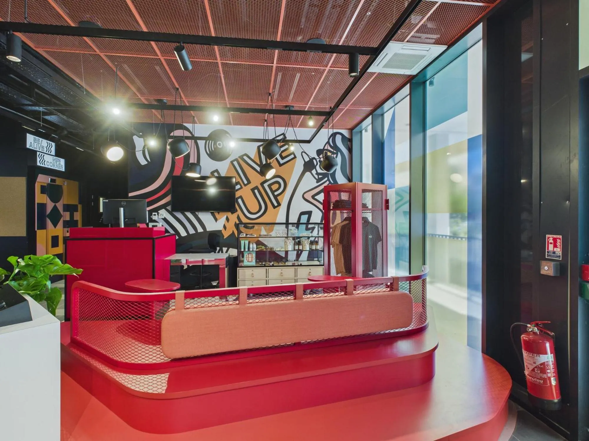 Lobby or reception in Hife Bordeaux