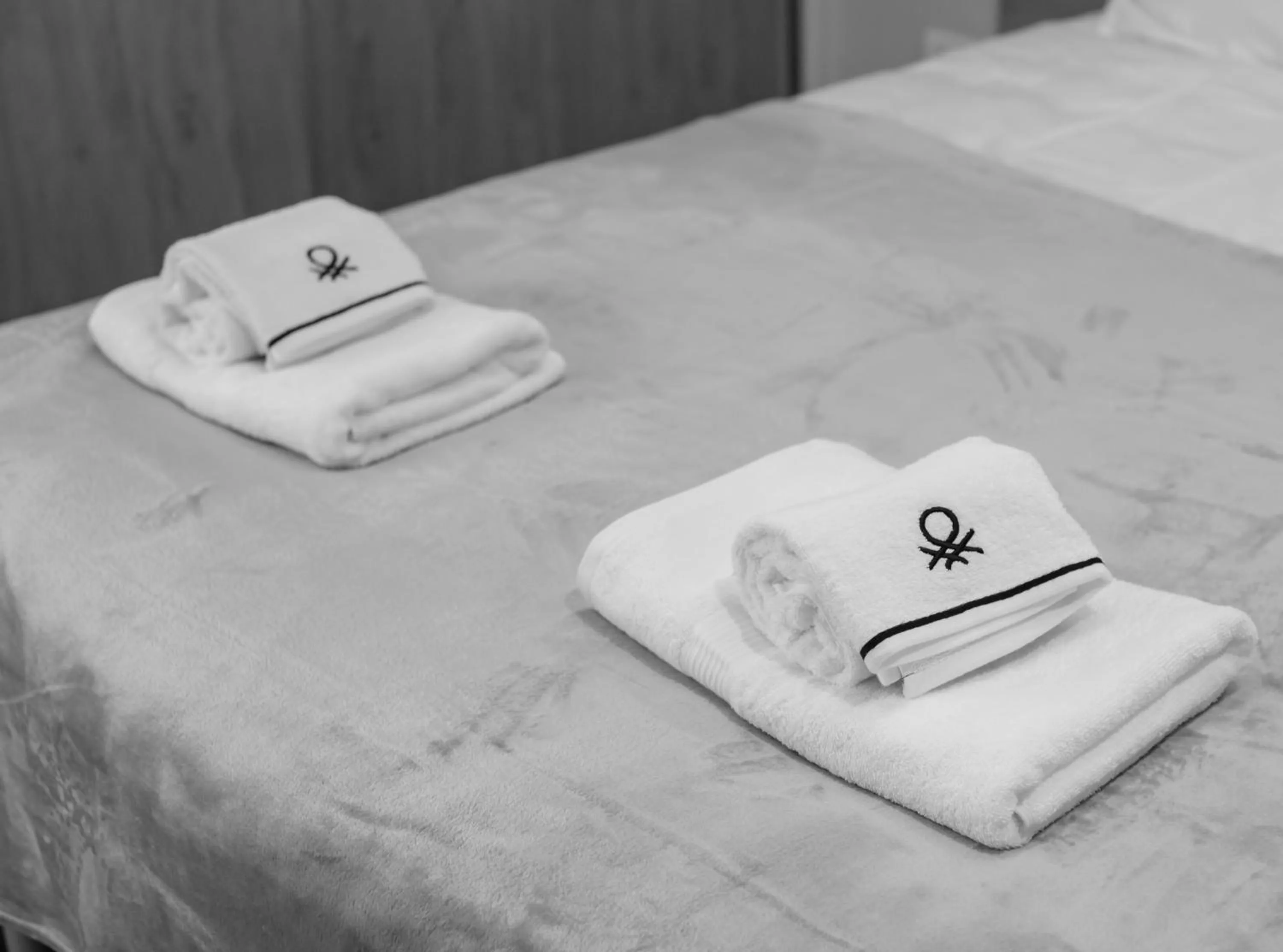 Bed in Little Bucharest downtown apartments Romana