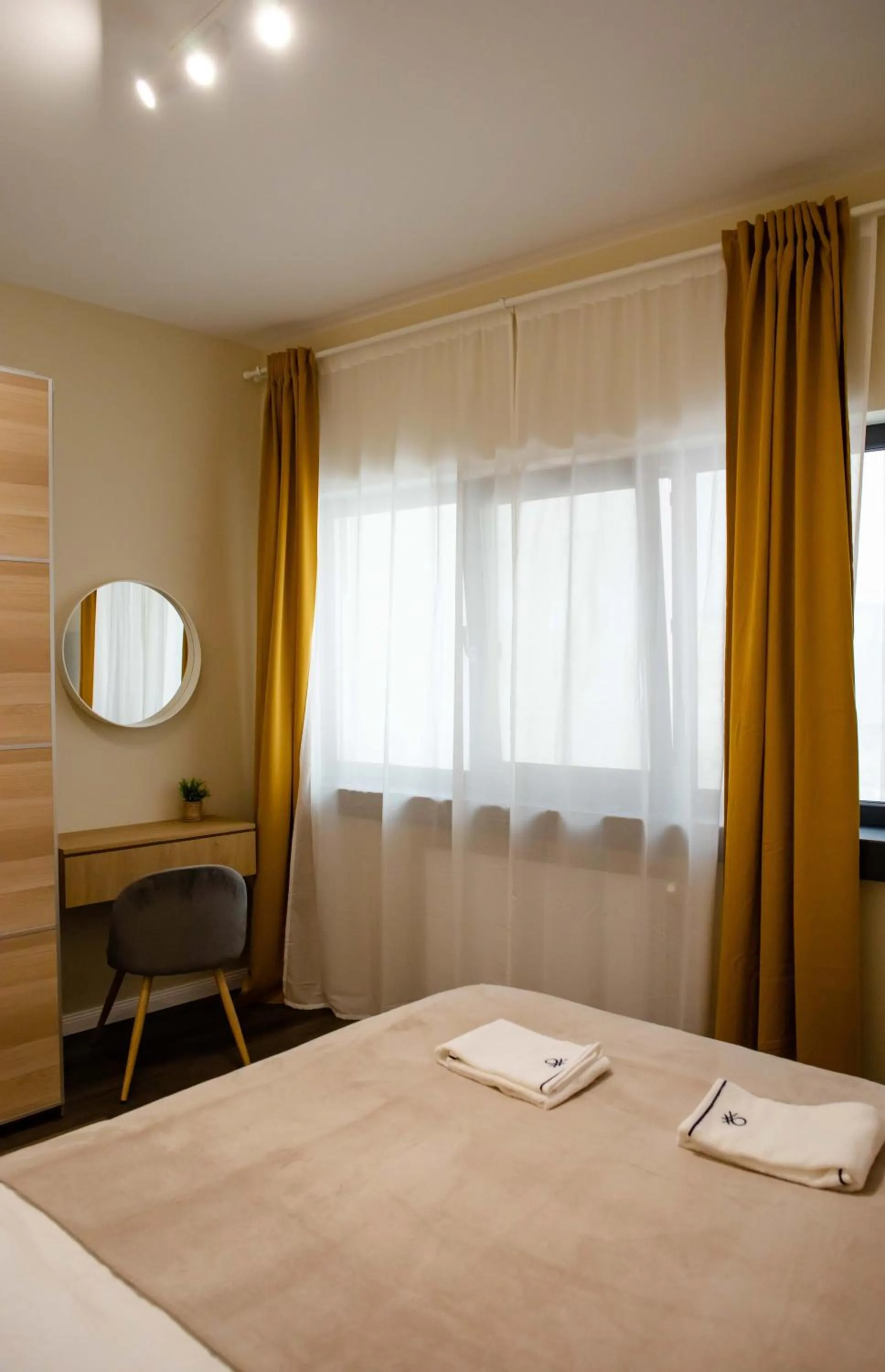 Bed in Little Bucharest downtown apartments Romana