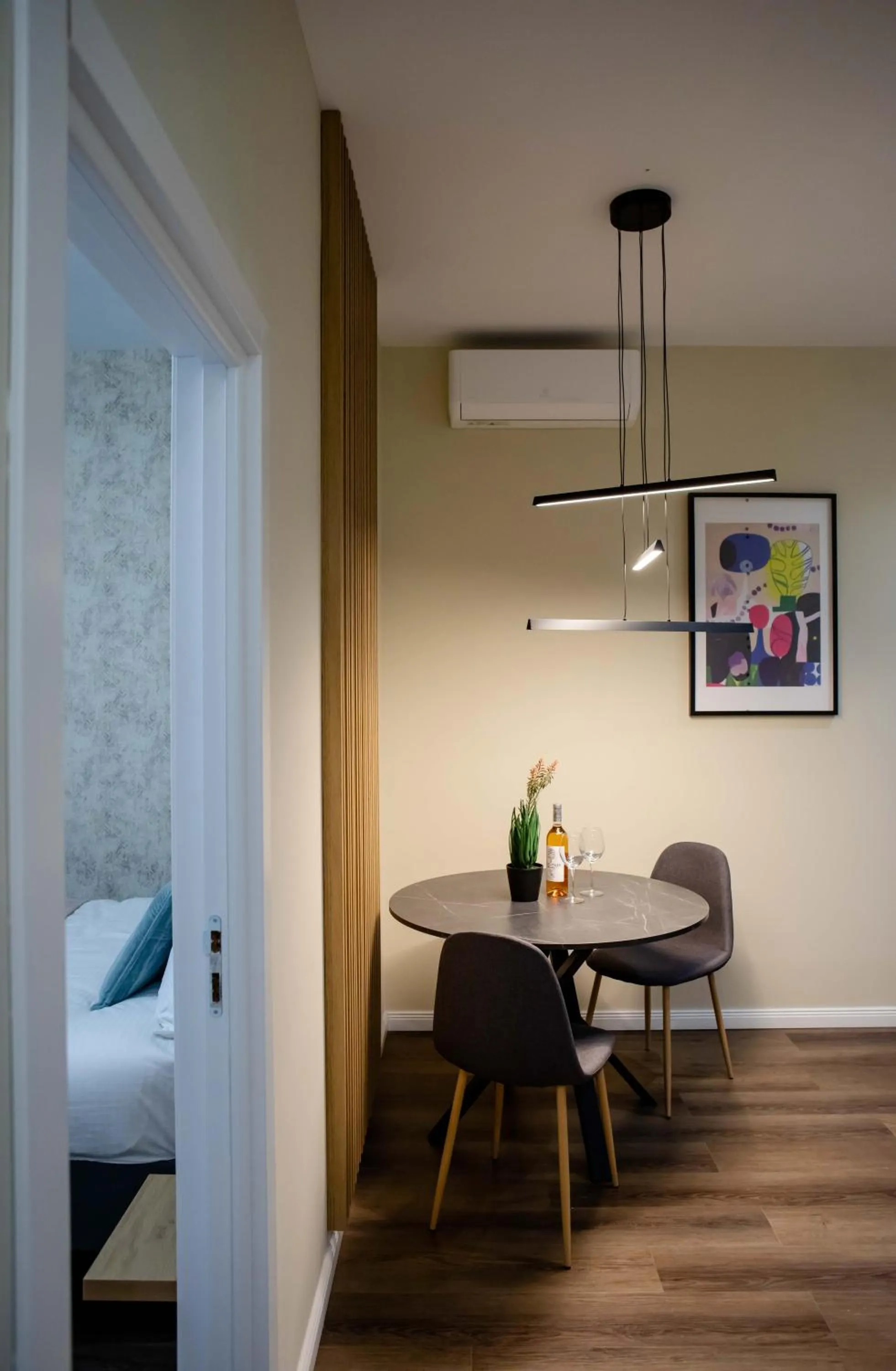 Bed in Little Bucharest downtown apartments Romana