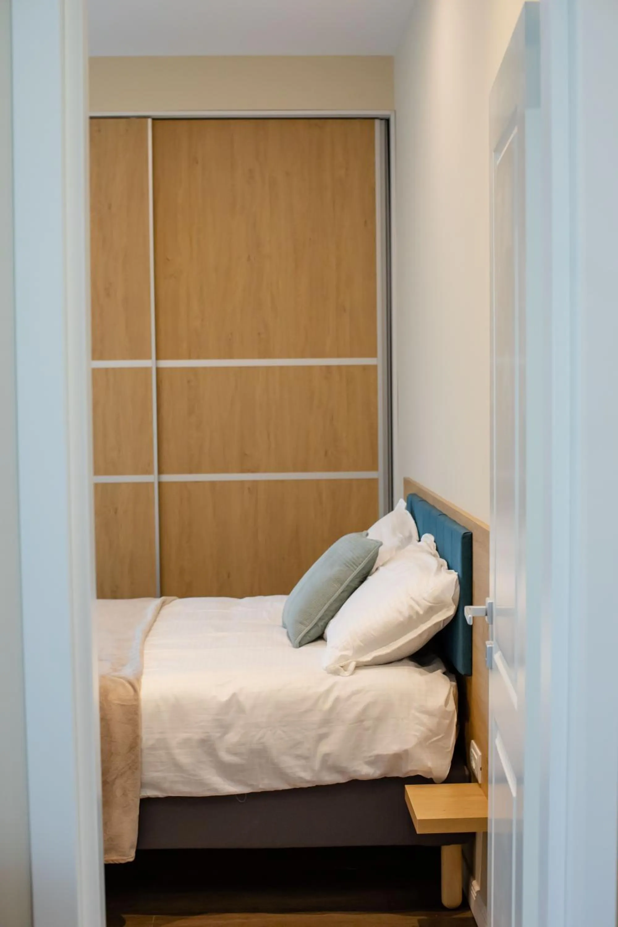 Bed in Little Bucharest downtown apartments Romana