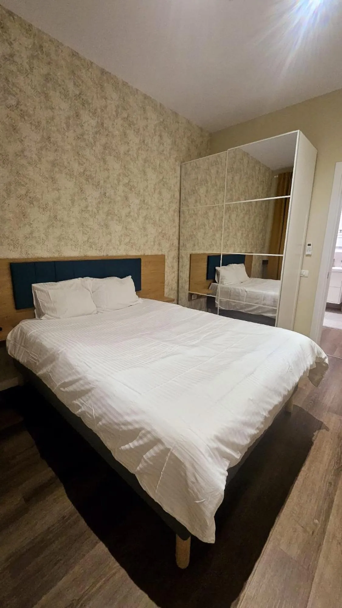Bed in Little Bucharest downtown apartments Romana