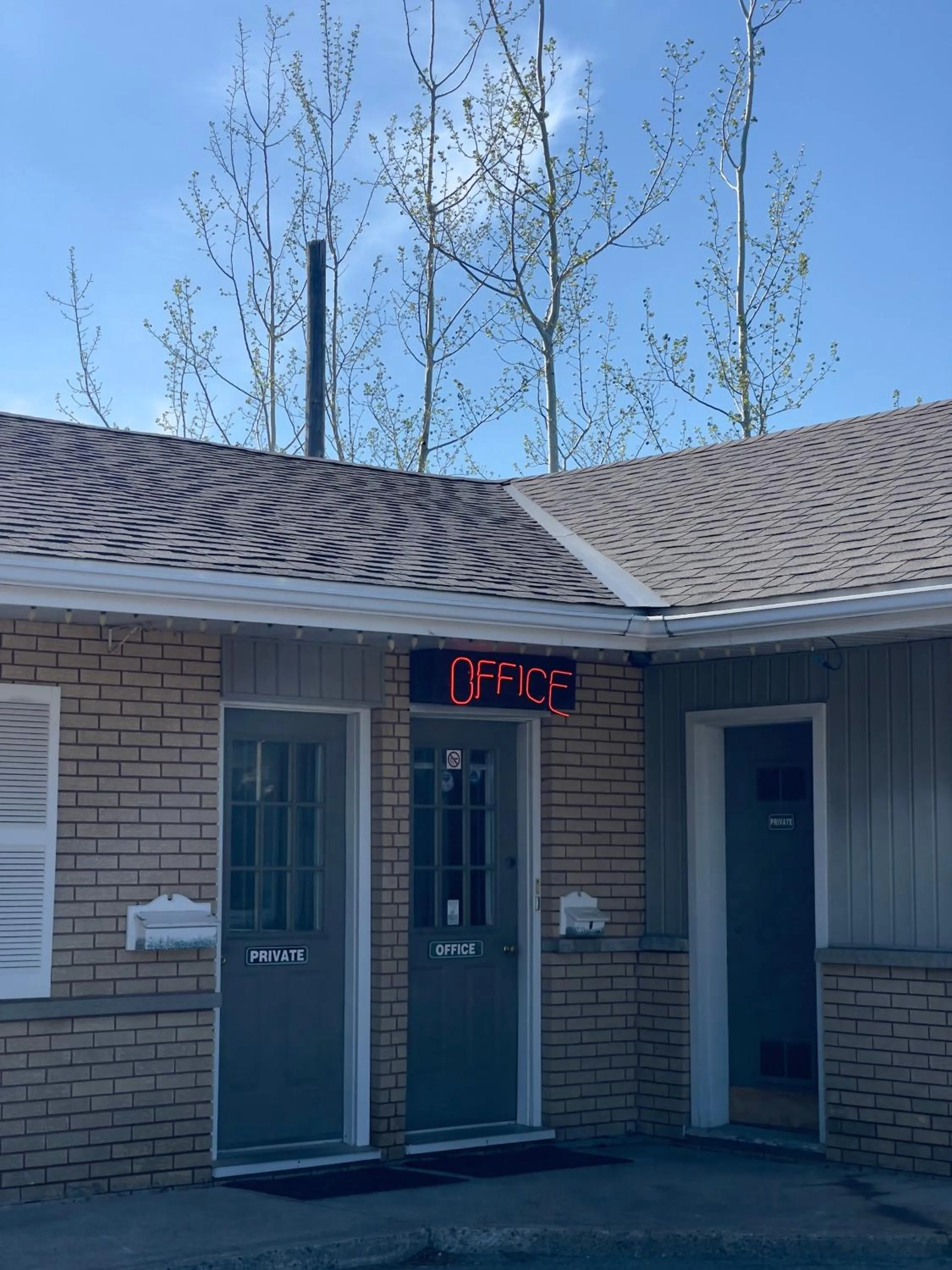 Property building in Adams Motel