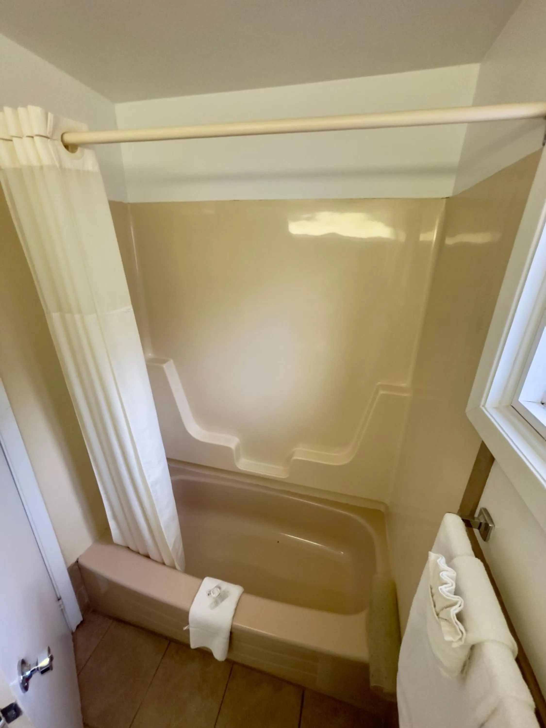 Bathroom in Adams Motel