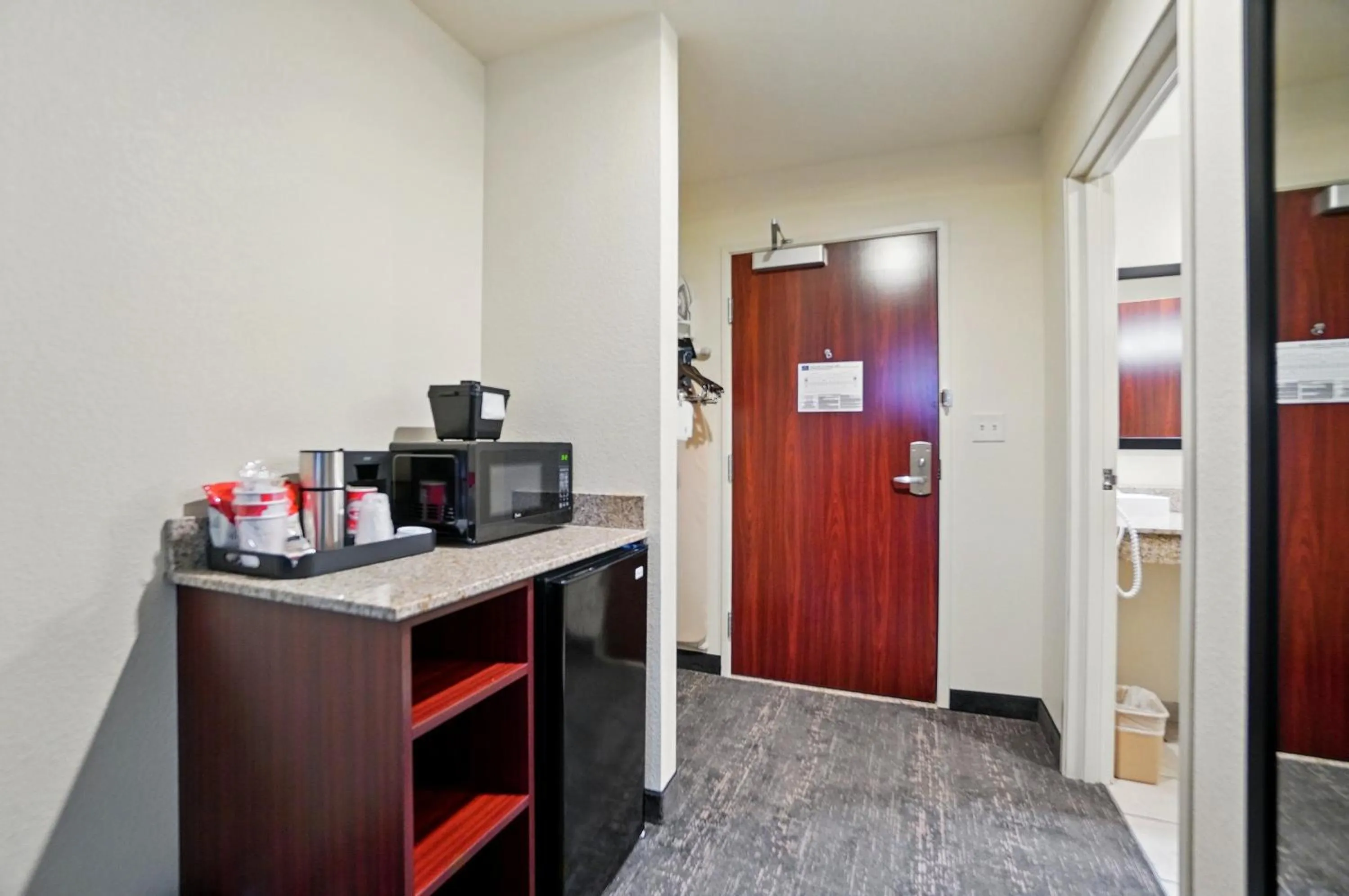 Bed in Cobblestone Hotel & Suites - Eaton