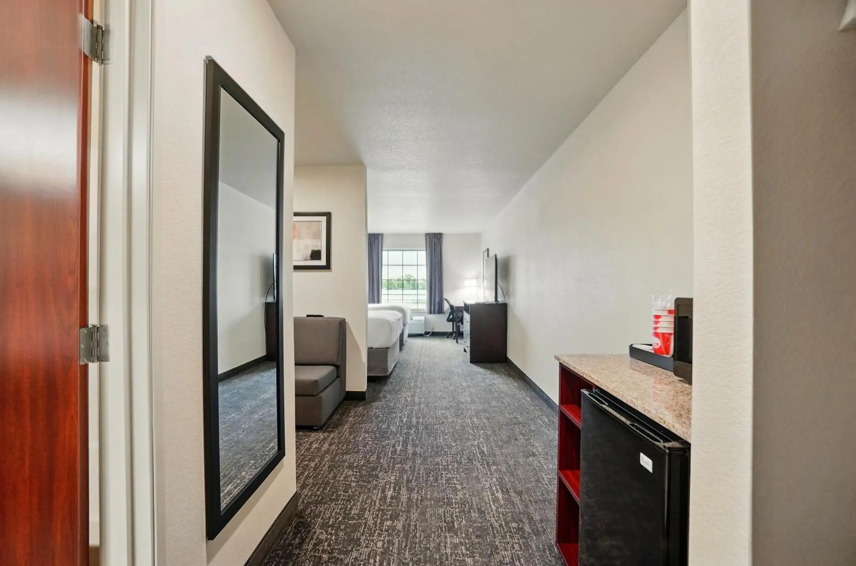 Queen Studio in Cobblestone Hotel & Suites - Eaton Queen Studio in Cobblestone Hotel & Suites - Eaton