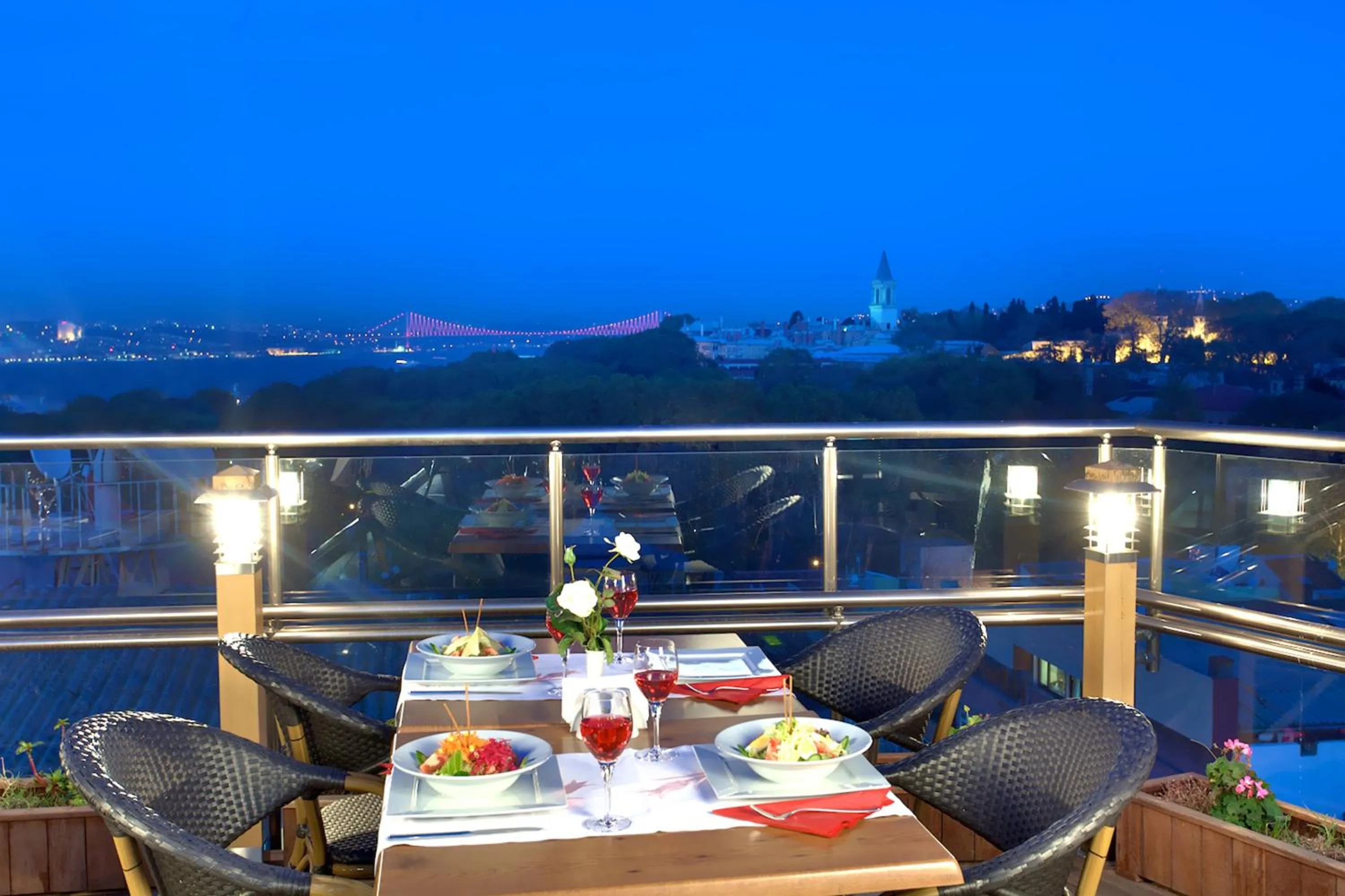 Restaurant/places to eat in Arden City Hotel-Special Category