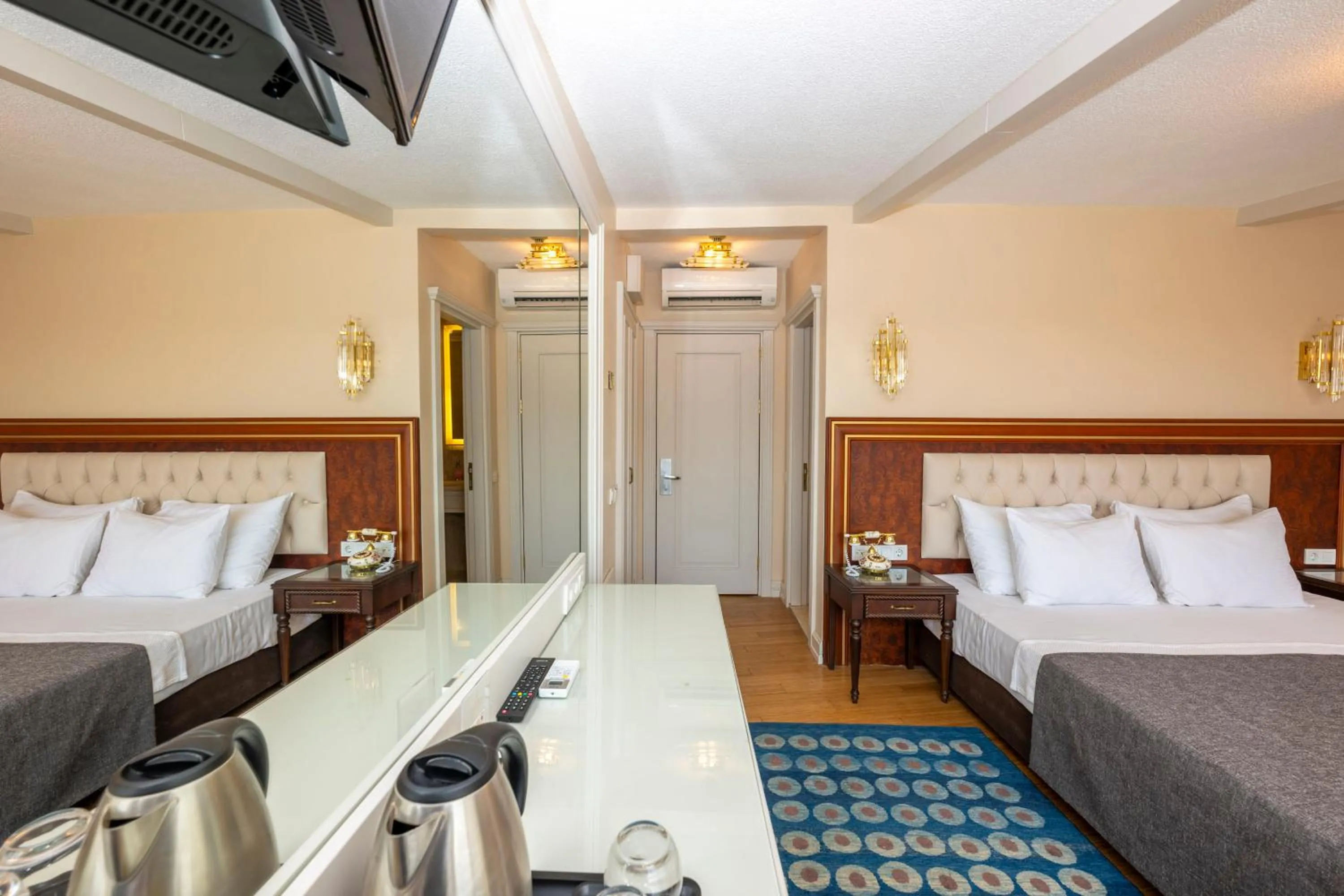 Living room, Bed in Arden City Hotel-Special Category