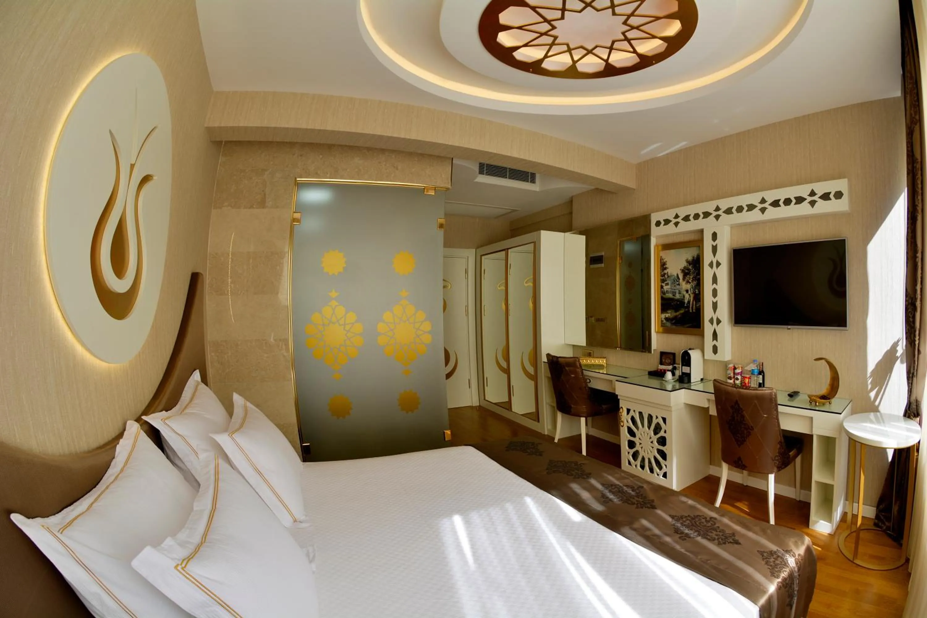 Bed in Arden City Hotel-Special Category