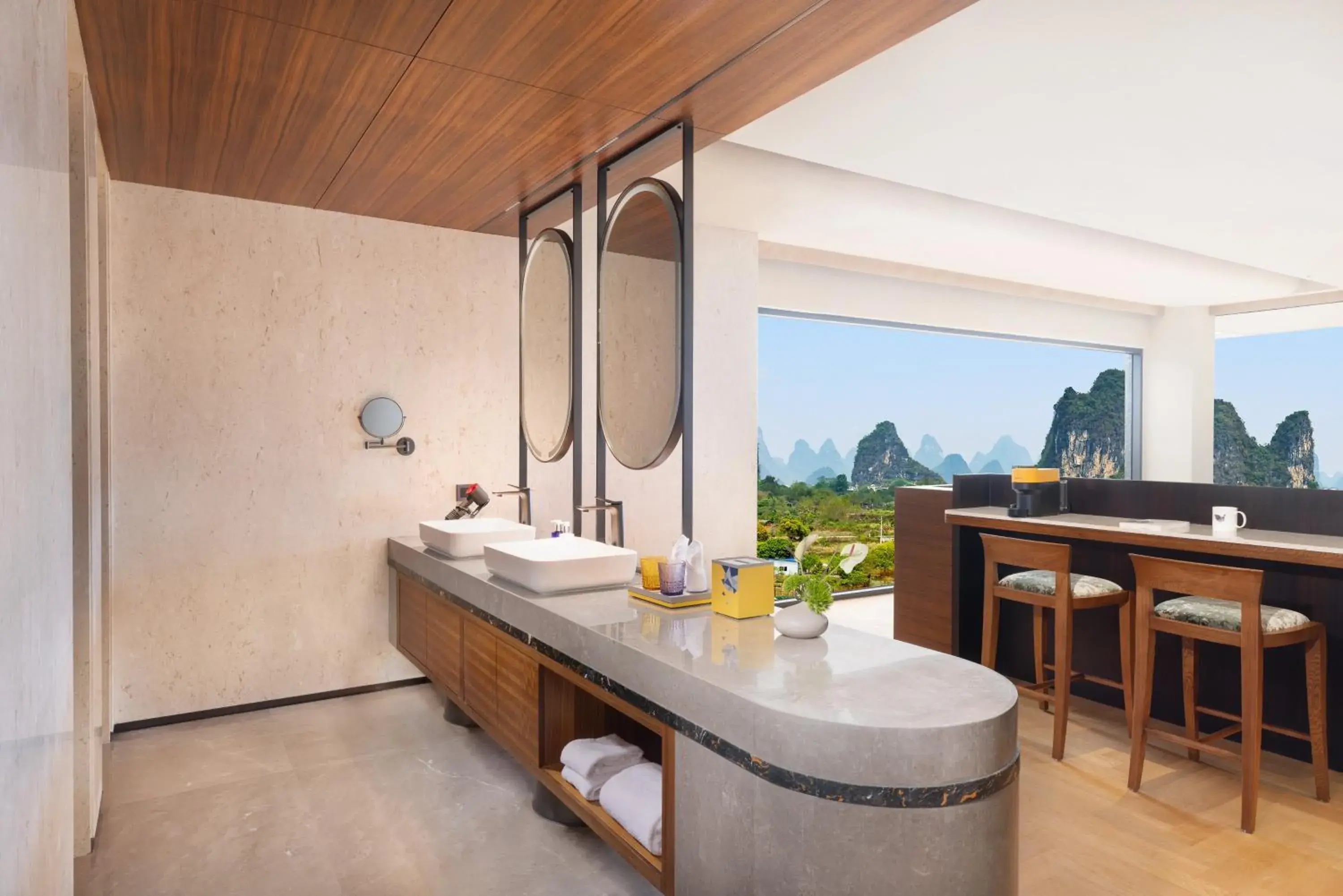 Premium Super King Room with Camelback View in voco Guilin Yangshuo Premium Super King Room with Camelback View in voco Guilin Yangshuo