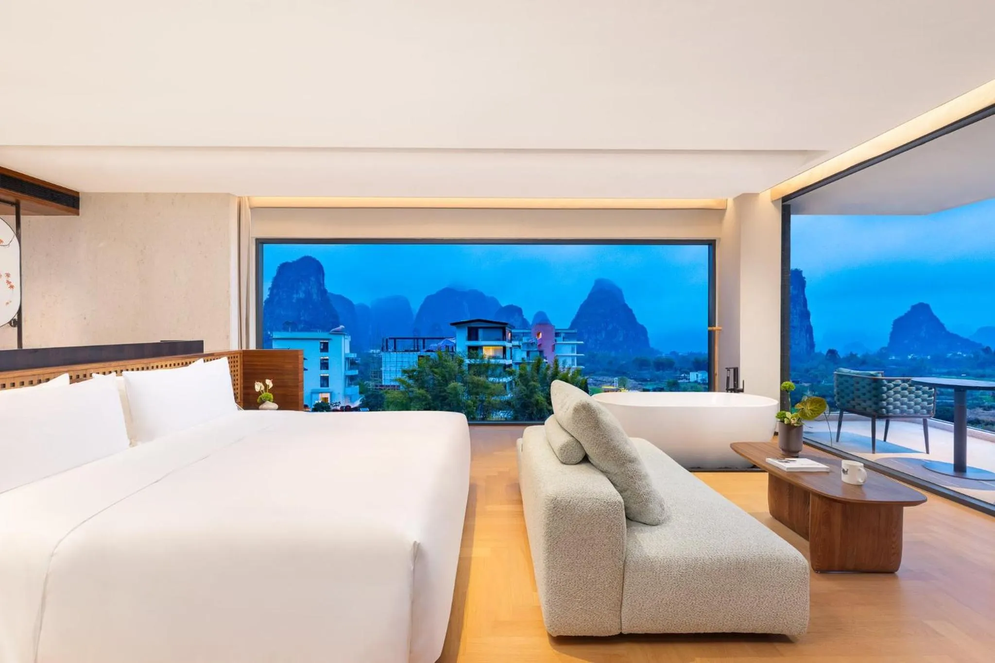 Photo of the whole room in voco Guilin Yangshuo