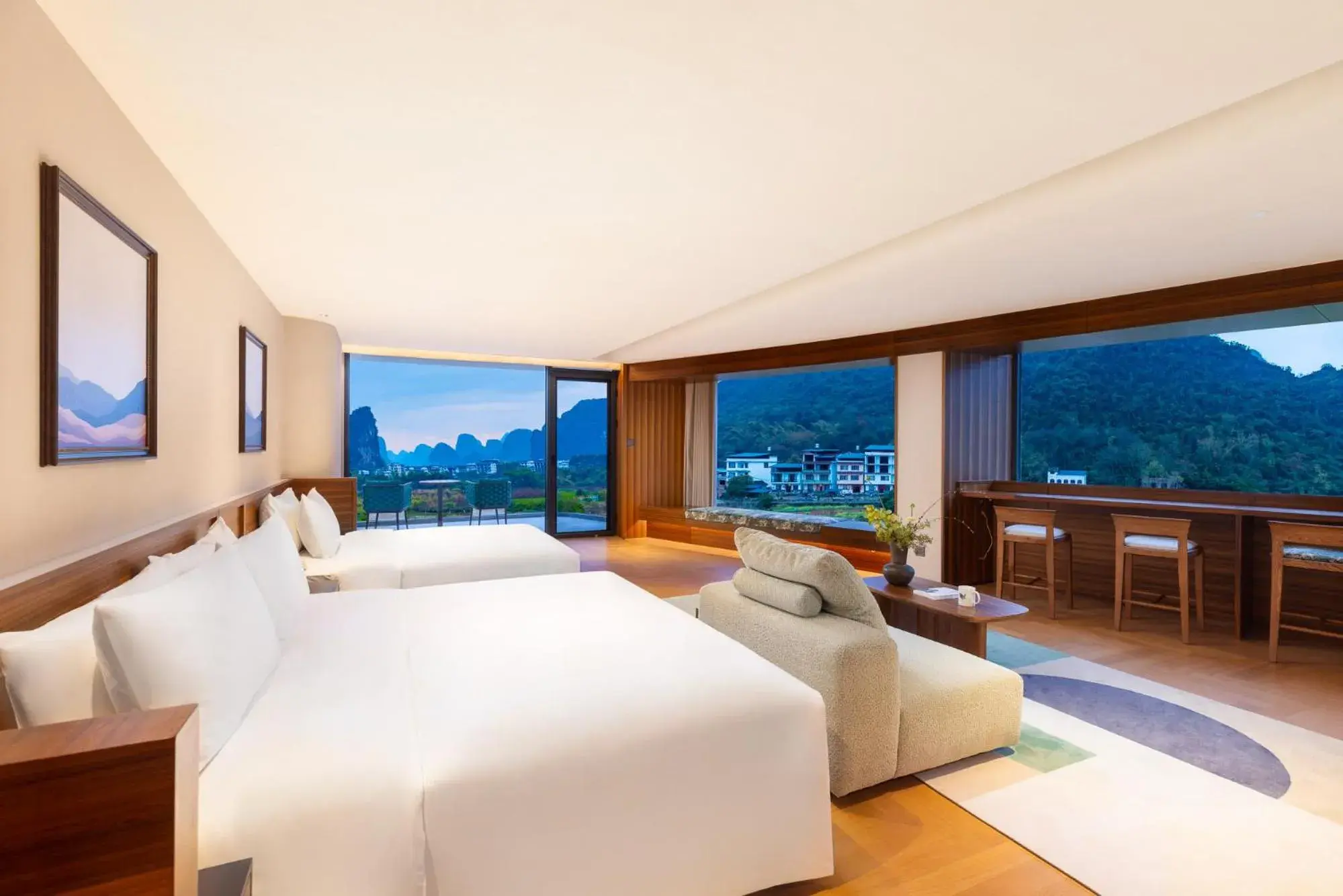 One-Bedroom Suite with Balcony in voco Guilin Yangshuo One-Bedroom Suite with Balcony in voco Guilin Yangshuo