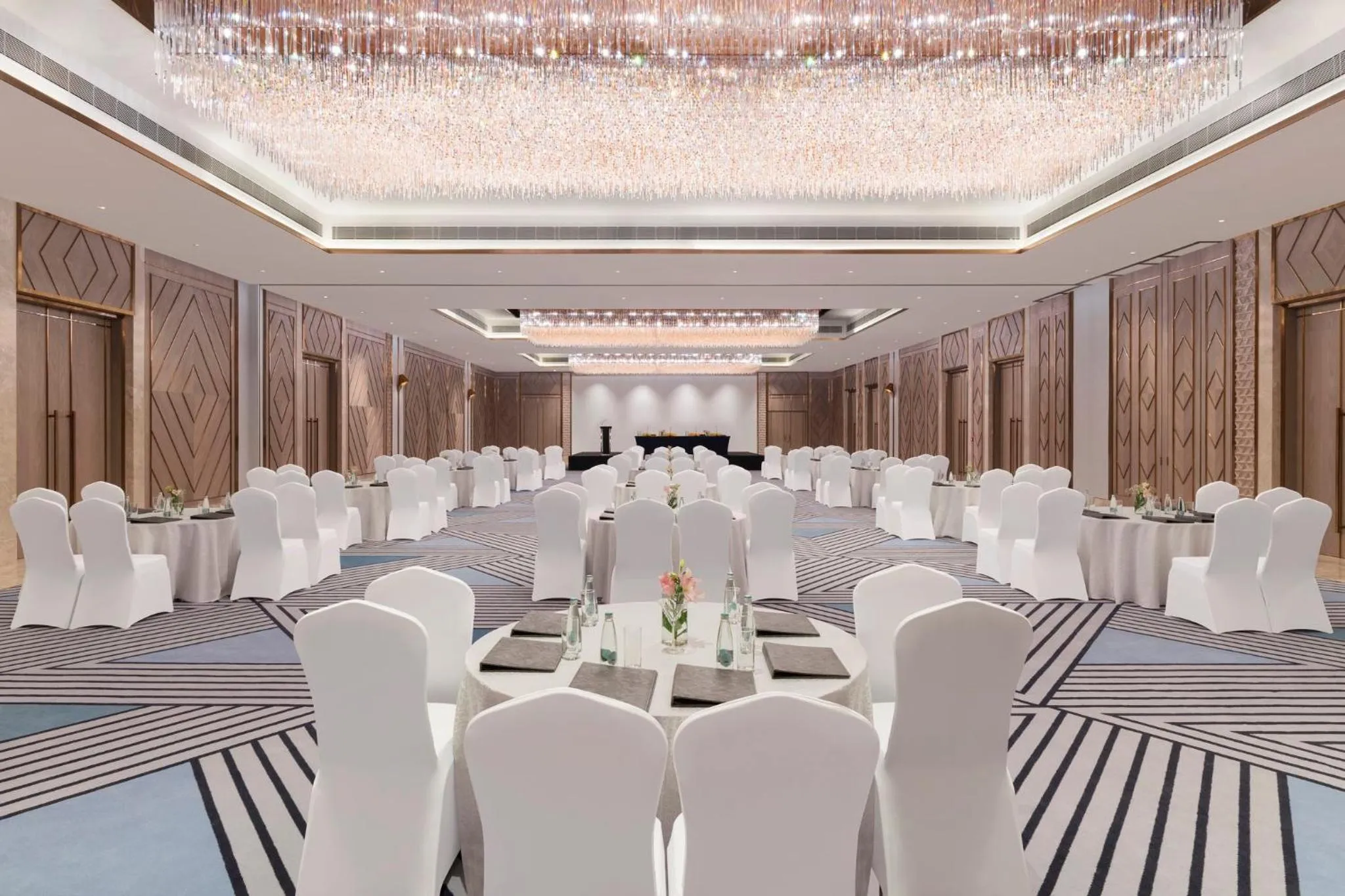 Banquet/Function facilities in Crowne Plaza Lucknow by IHG