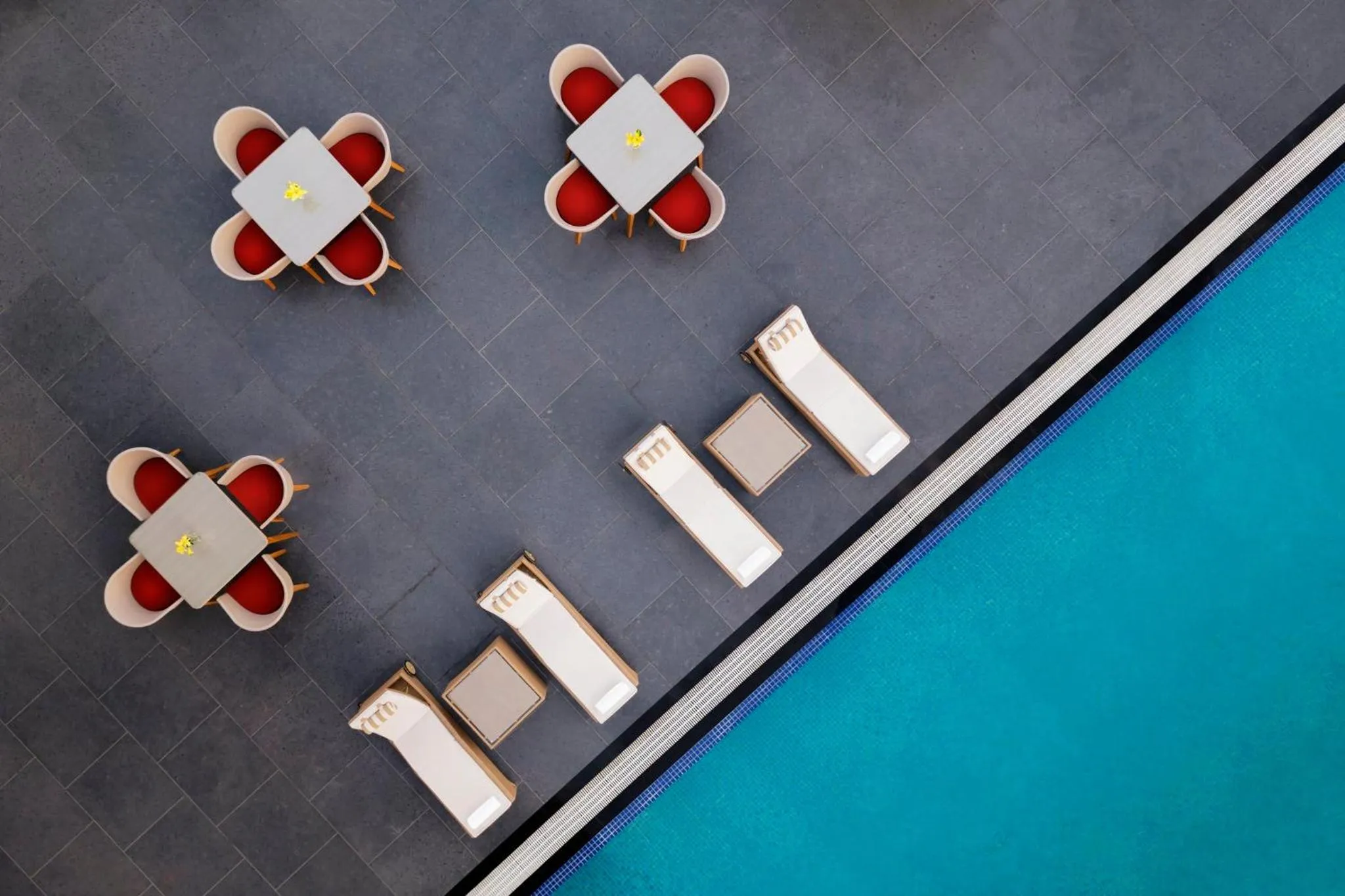 Swimming pool in Crowne Plaza Lucknow by IHG