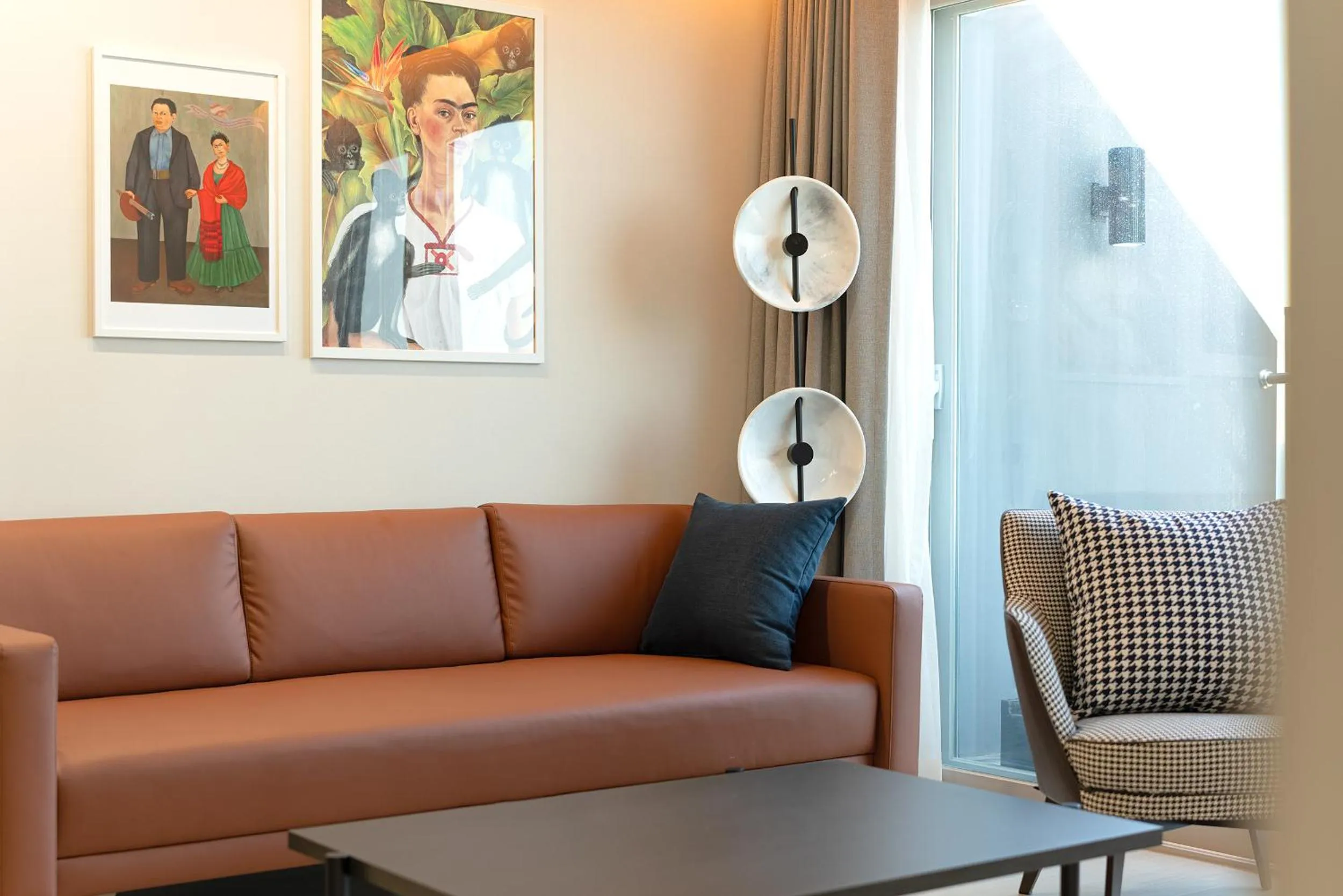 Living room in DIAMER Hotel Sokcho by AankStay