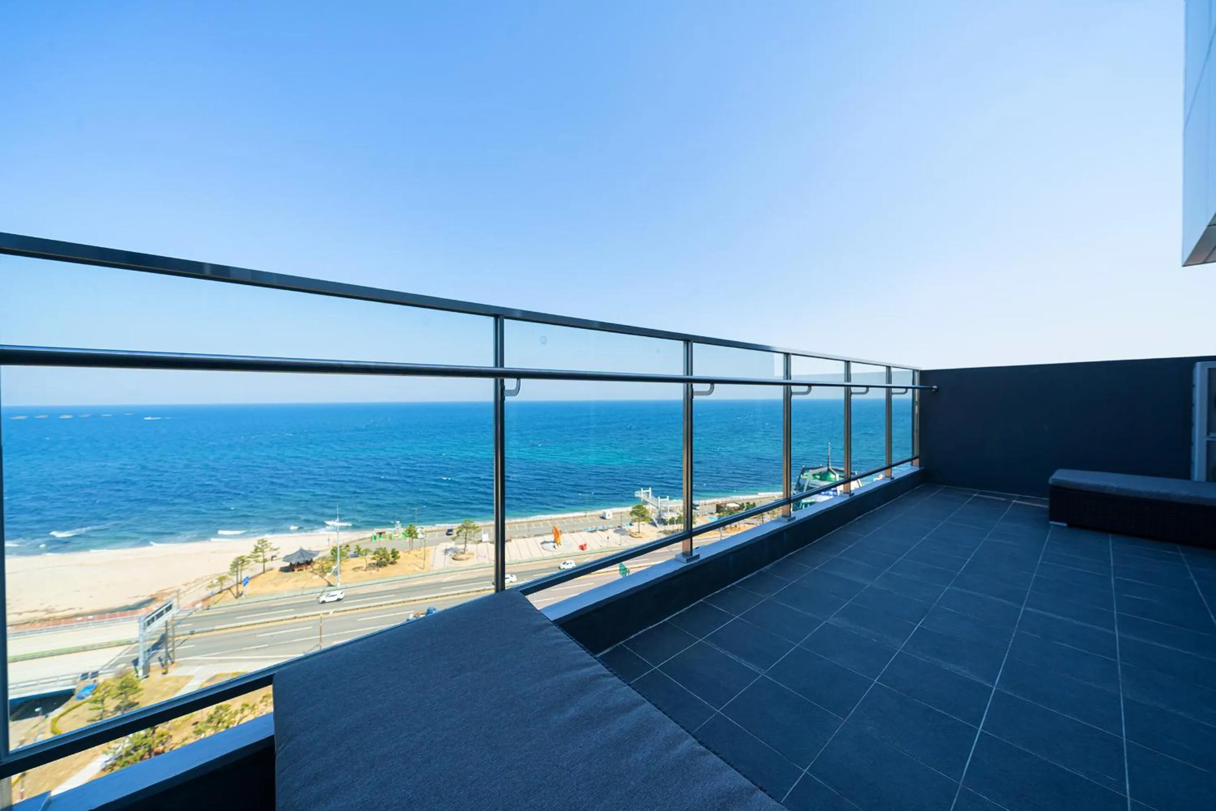 Natural landscape in DIAMER Hotel Sokcho by AankStay