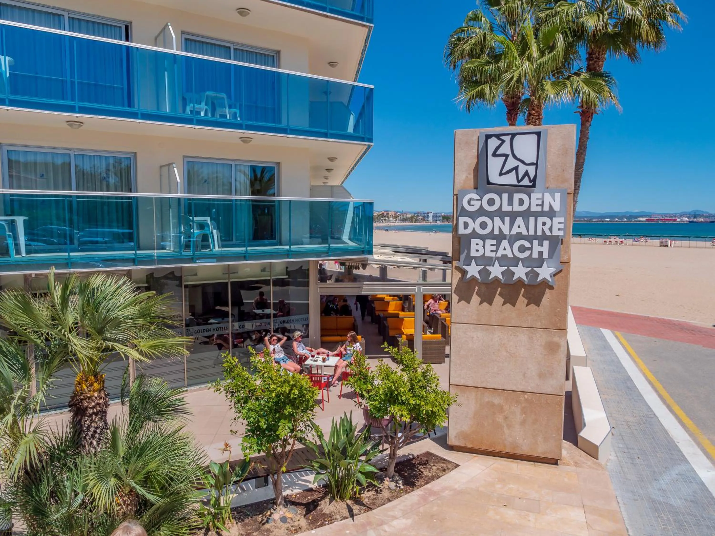 Summer in Golden Donaire Beach