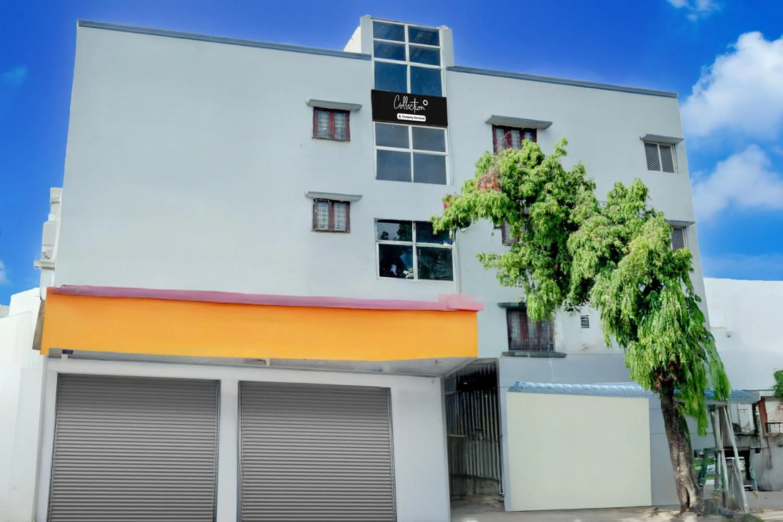 Facade/entrance in Super Collection O Kothapet Near Omini Hospital