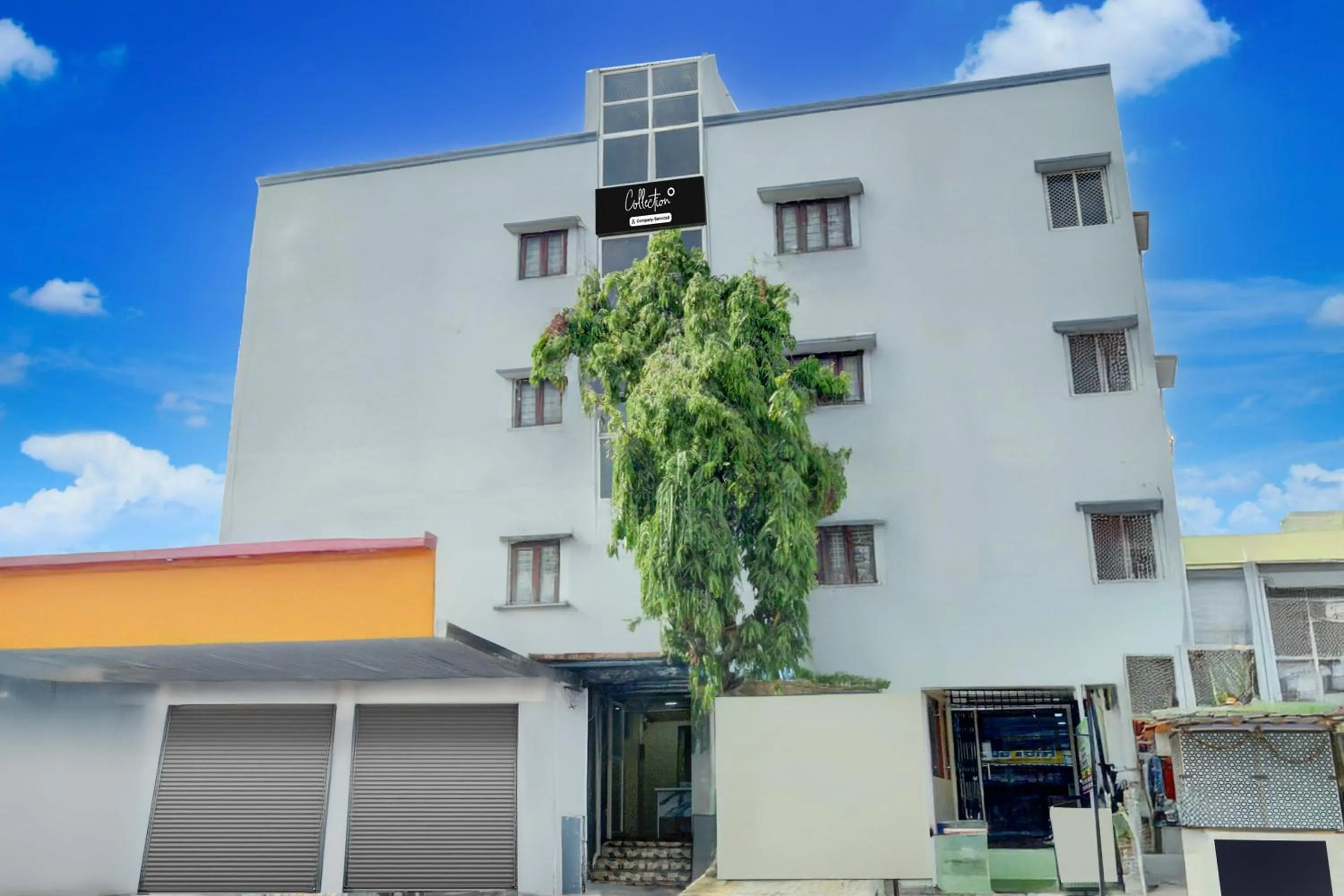 Facade/entrance in Super Collection O Kothapet Near Omini Hospital