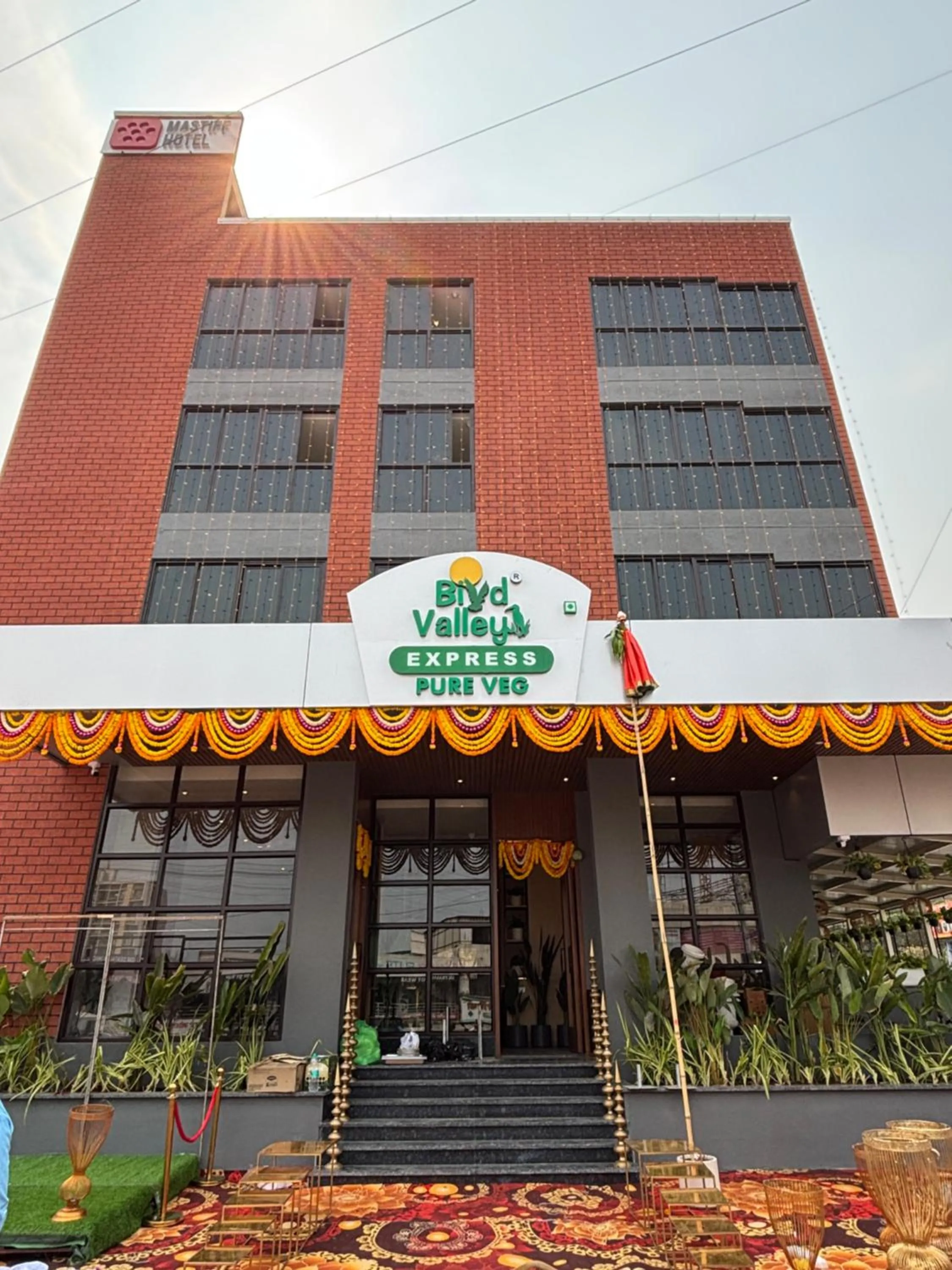 Facade/entrance in Mastiff Hotel Hinjawadi Pune