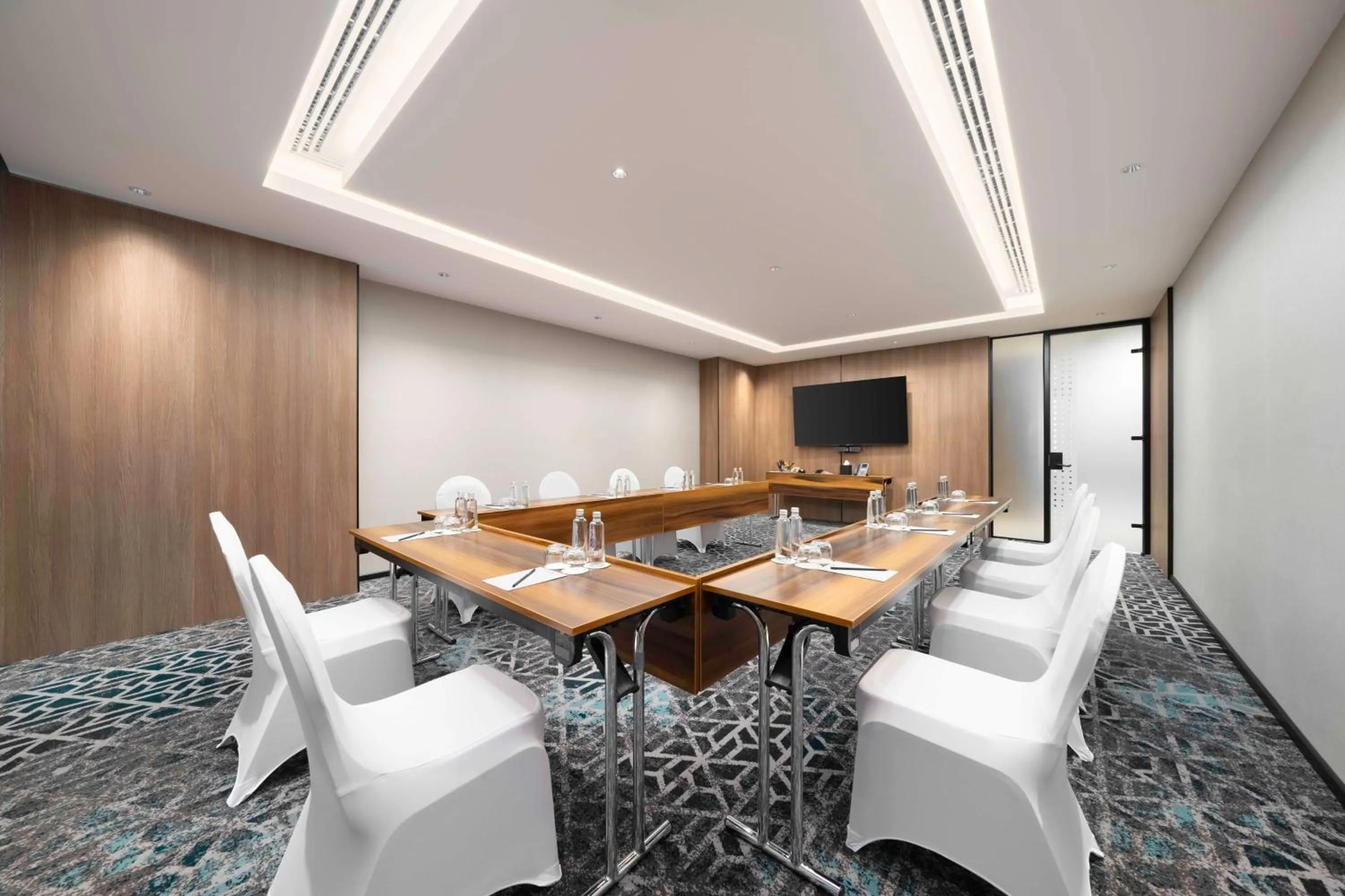 Meeting/conference room in Radisson Blu Hotel, Riyadh Al Sahafa