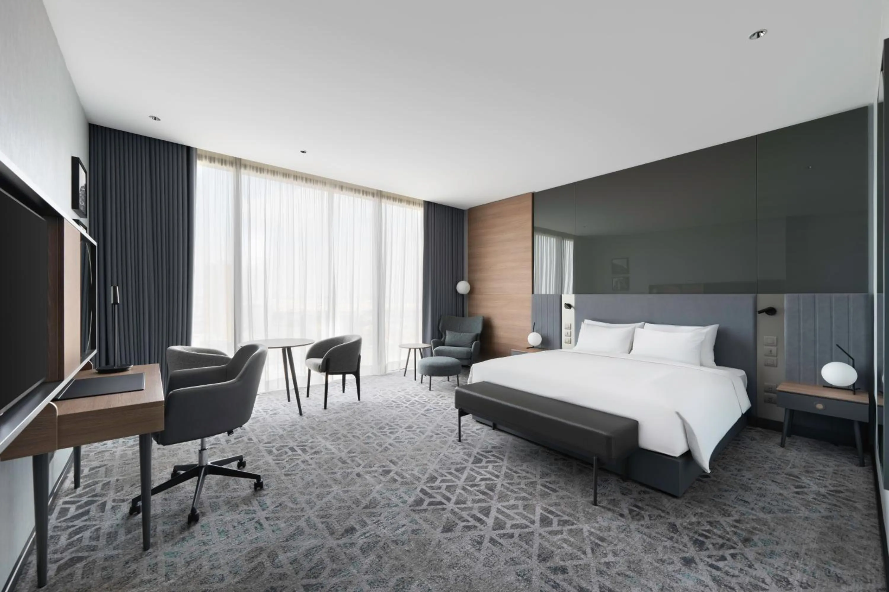 Bed in Radisson Blu Hotel, Riyadh Al Sahafa