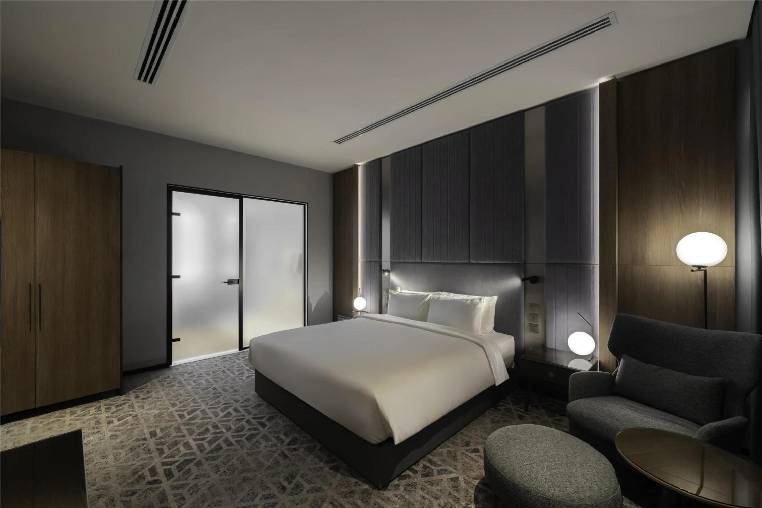 Photo of the whole room, Bed in Radisson Blu Hotel, Riyadh Al Sahafa